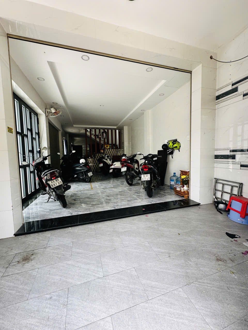 Bán nhà lô góc hẻm 8m Vườn Lài - Lũy Bán Bích, 4,3x18m, 3 tầng - 5PN, HĐT 35tr, 8,95 Tỷ