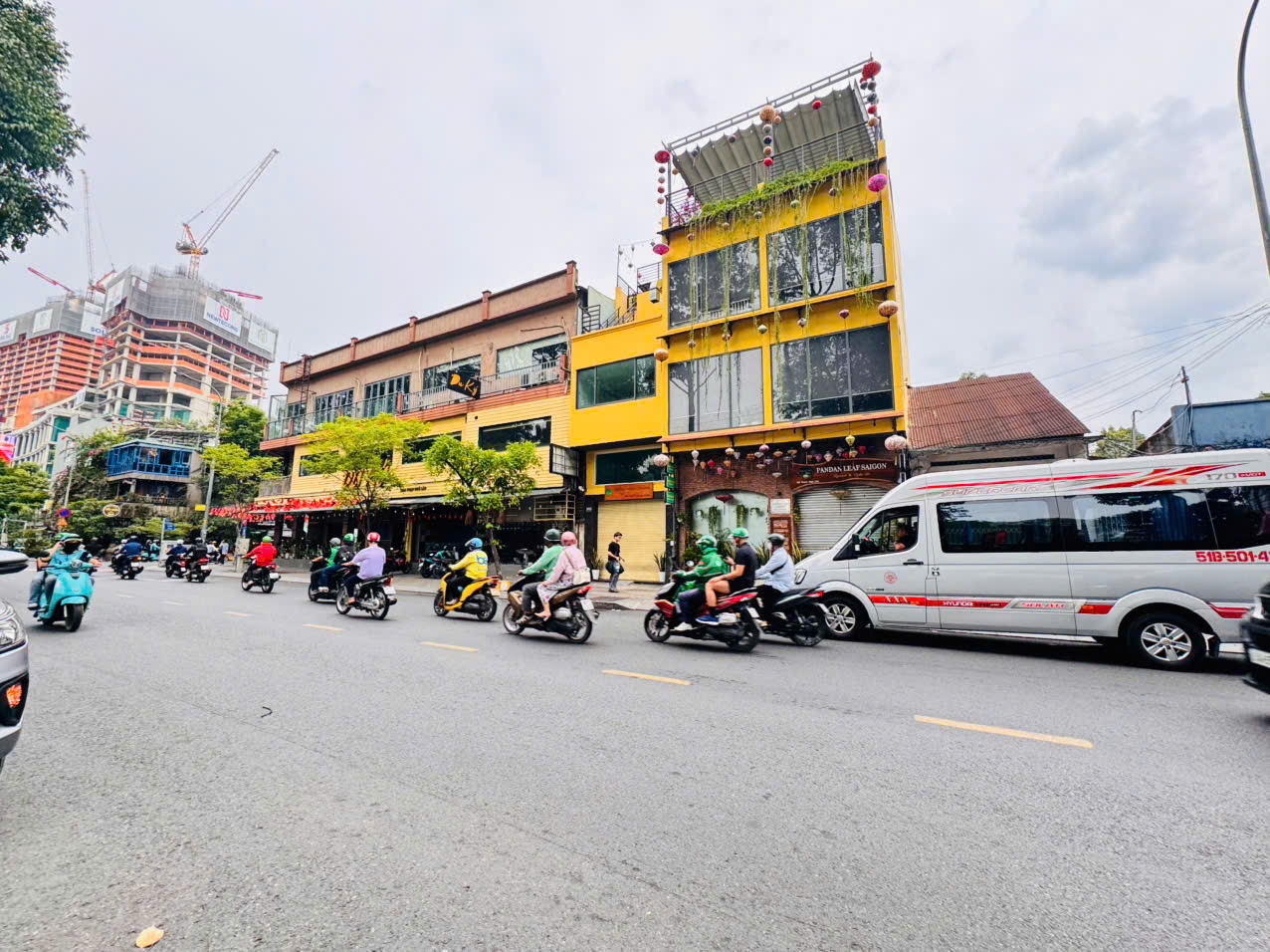 BÁN QUỸ ĐẤT KHAN HIẾM MẶT TIỀN PHẠM NGŨ LÃO, Q.1(P.BÊN THÀNH)- DT 5,3M*13,3M- CHÍNH CHỦ CHÀO 33T- 0938676685 GIANG GIANG