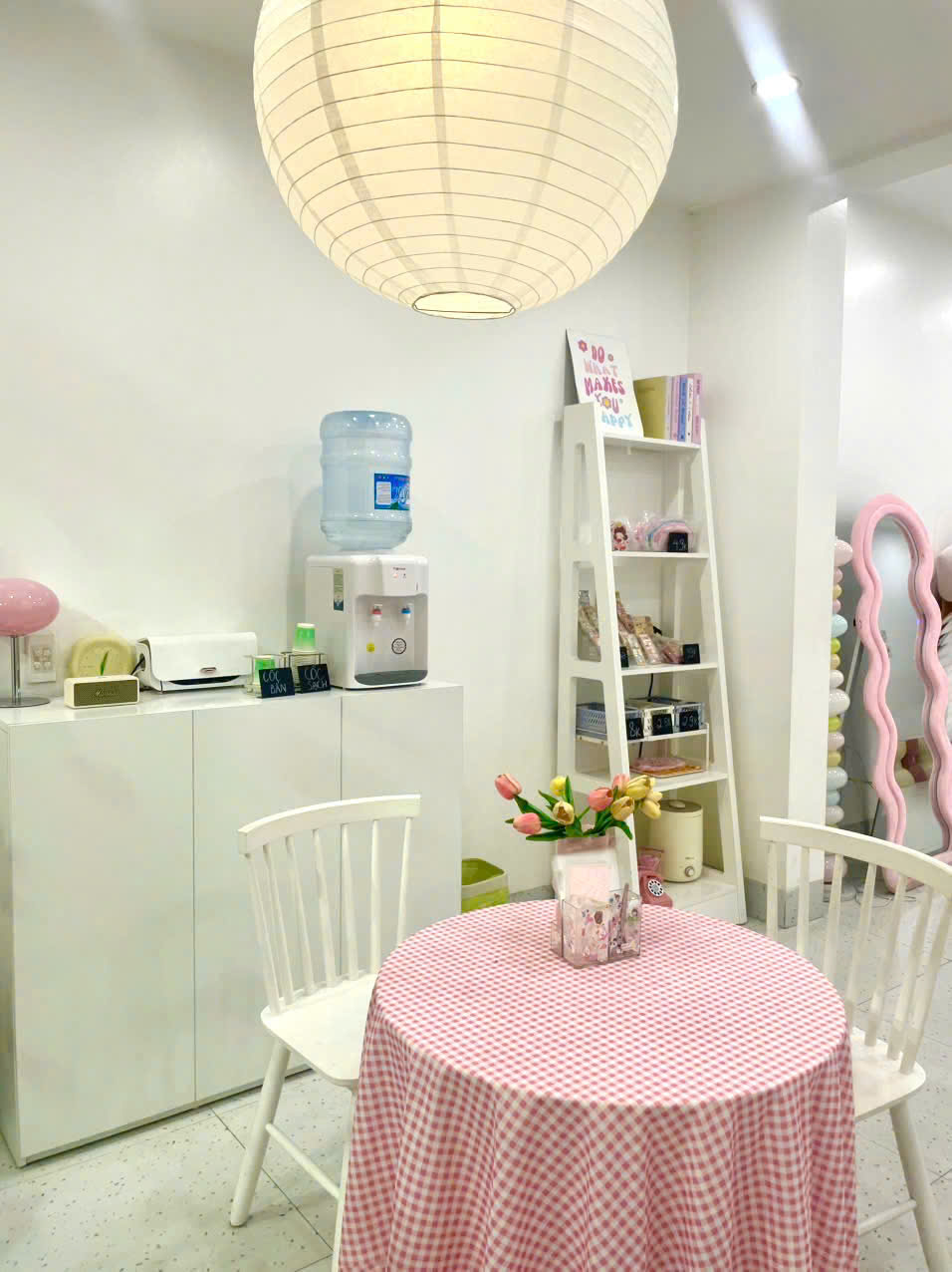 SANG NHƯỢNG CỬA HÀNG PHOTOBOOTH - CHỈ 250 TRIỆU, ĐANG HOẠT ĐỘNG ỔN ĐỊNH – TRUNG TÂM TP. LÀO CAI