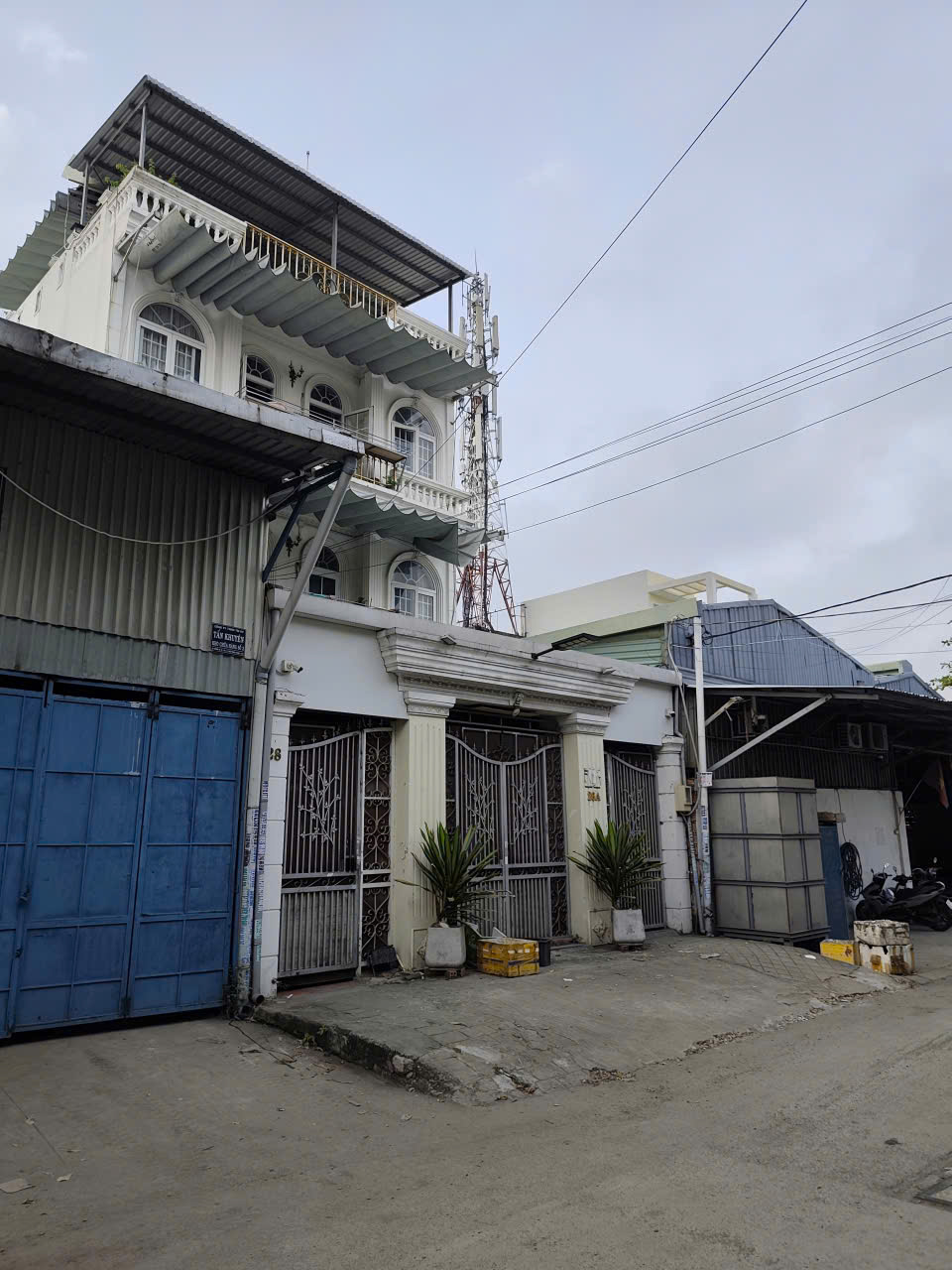 Bán Nhà Mặt Tiền Đường Số 10 phường Hiệp Bình Chánh Thành Phố Thủ Đức
