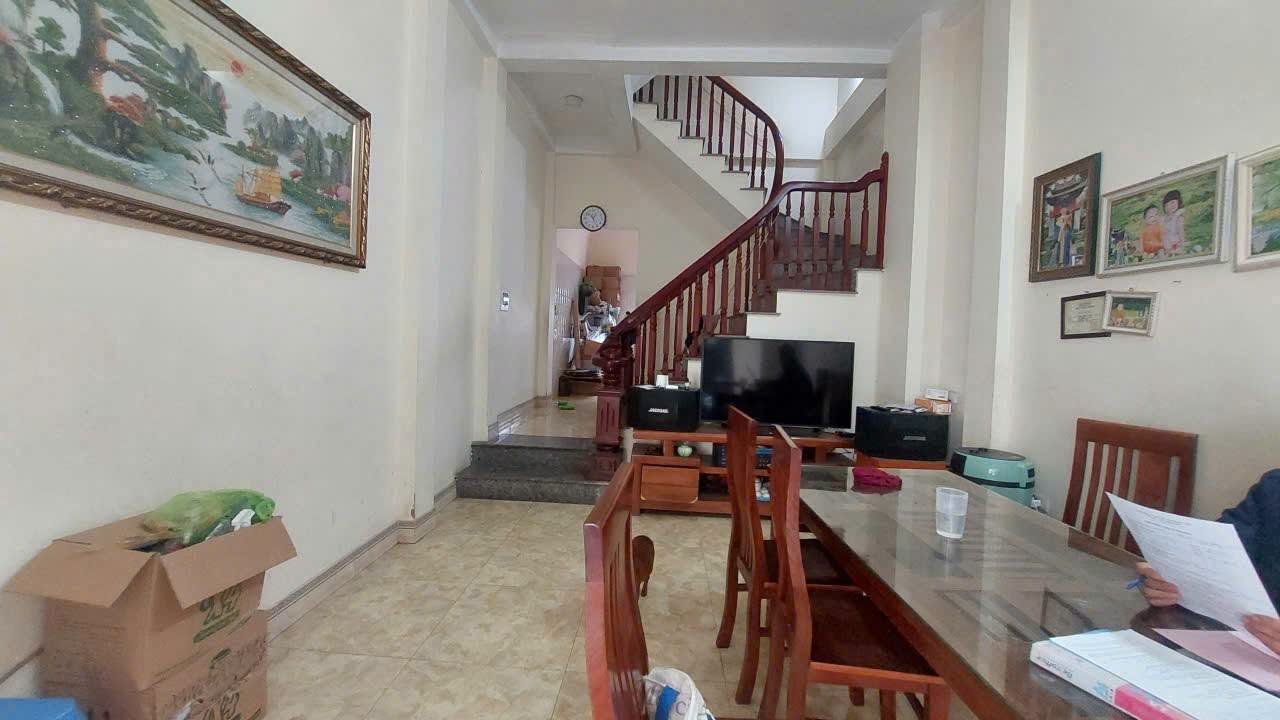 Giá hạ từ 4.8 tỷ còn 4.15 tỷ, 45m2, mt4m, 4T, 4.15 tỷ, Đông Anh, gần ô tô, ngay cổng KCN.-3