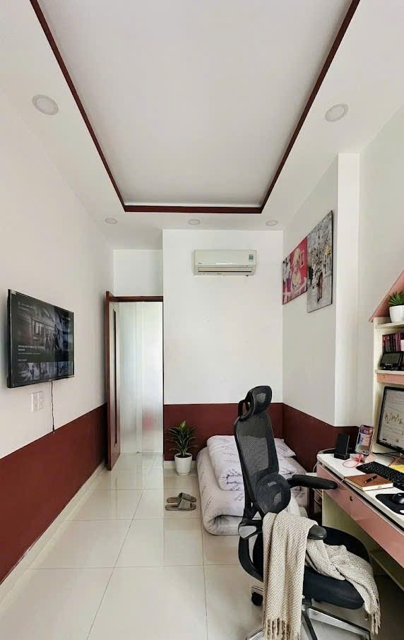 Nhà mới Nguyễn Thiện Thuật , QUẬN 3 , 5 tầng , giá 4.95 tỷ-3