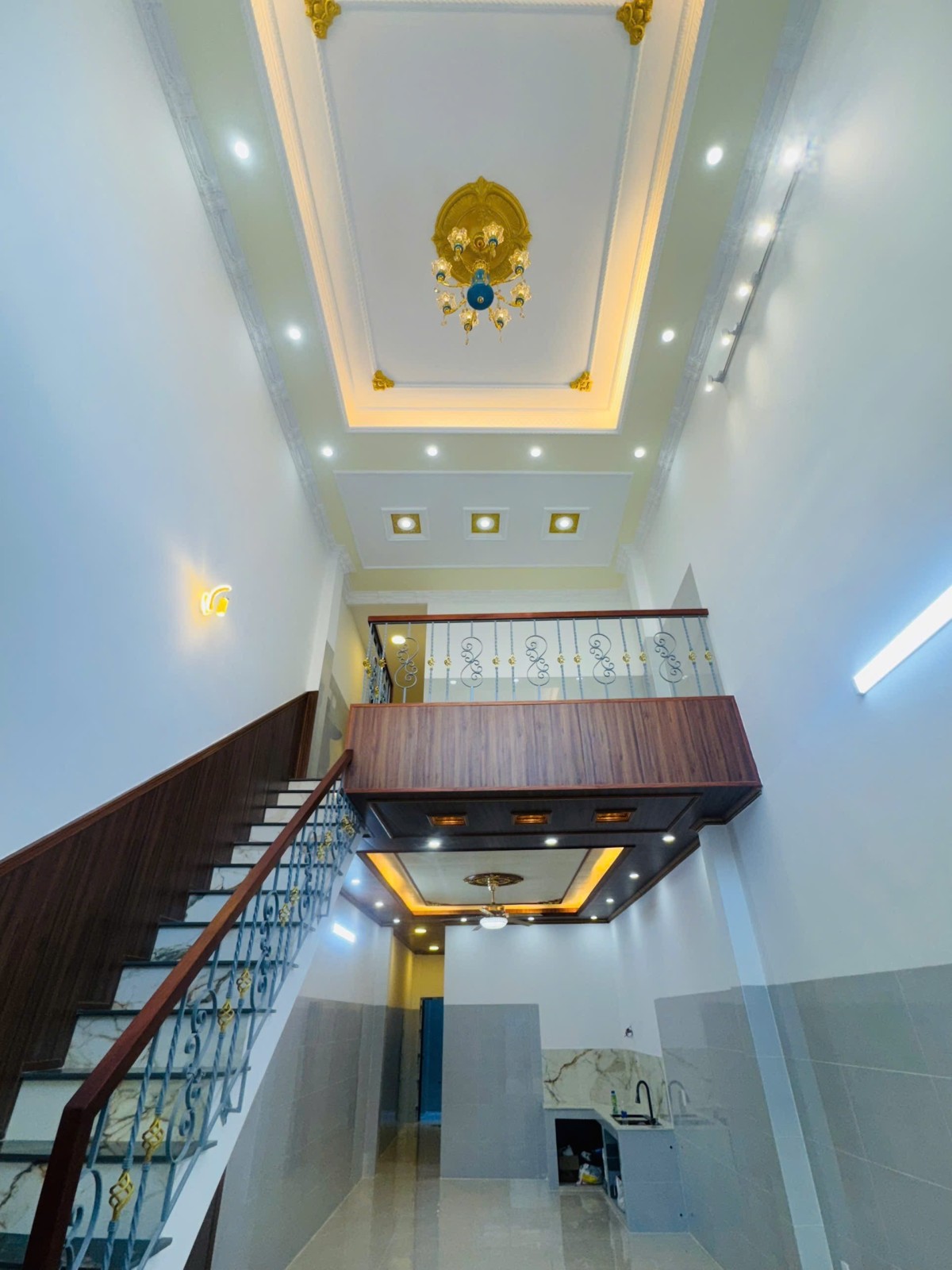 💥🏡🚘🔥BÌNH TÂN, SÁT MẶT TIỀN, HXH 7M, 78M2, 2 TẦNG, MỚI ĐẸP, FULL NỘI THẤT, NHỈNH 6 TỶ