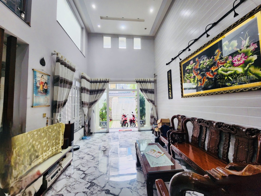D2808* Biệt thự MT N.Hậu sát Ga Gò Vấp, nhỉnh 25.x tỷ