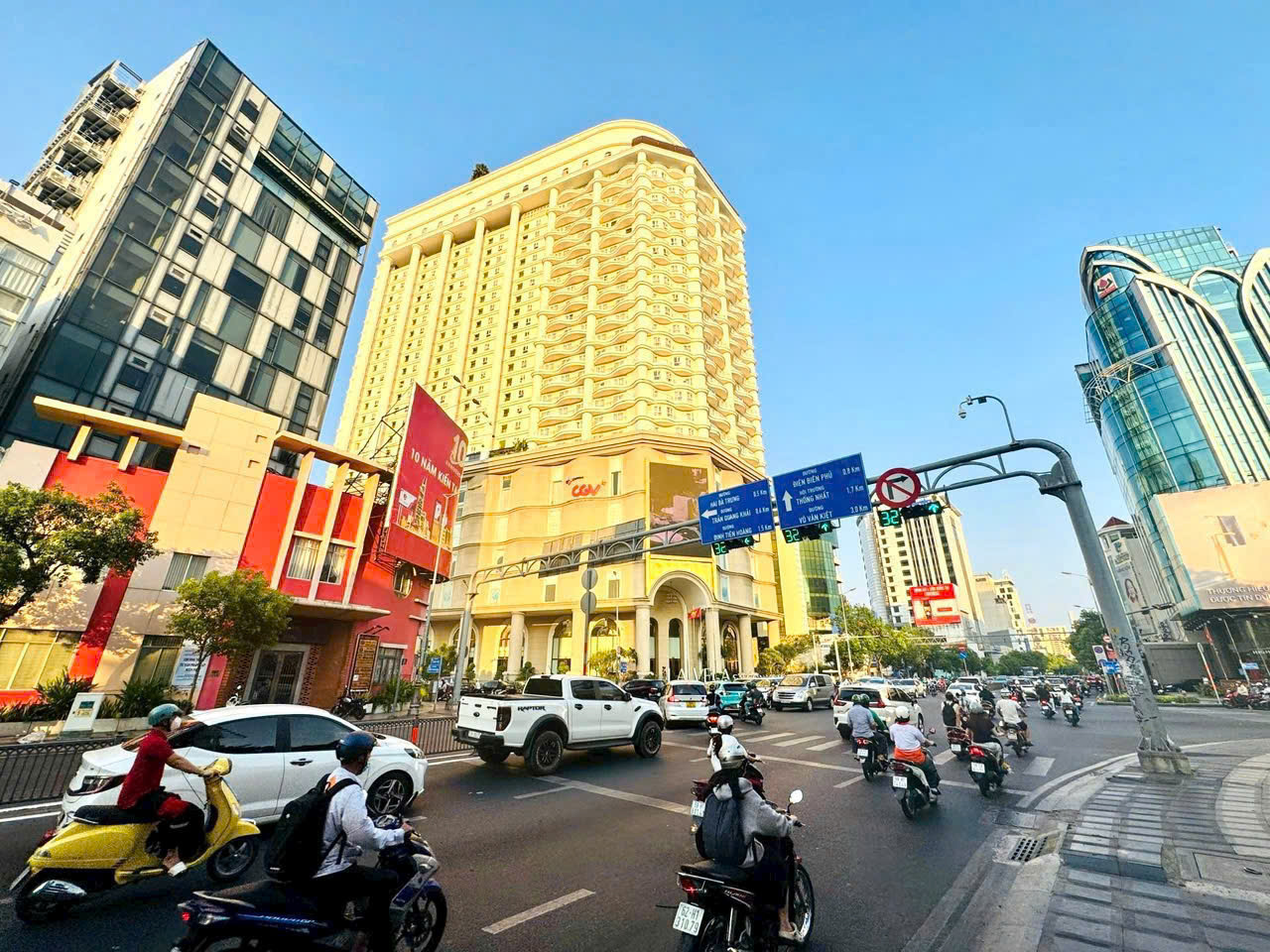 QUẬN 3: BÁN SIÊU PHẨM 9 TẦNG 2 HẦM- MẶT TIỀN LÝ CHÍNH THẮNG, P.XUÂN HÒA- DT 334M2 NGANG 9,3M*47M- ĐANG KHAI THÁC VP CTY- VỊ TRÍ VIP NGAY GÓC NAM KỲ KHỞI NGHĨA- 0938676685 GIANG GIANG CHÍNH CHỦ