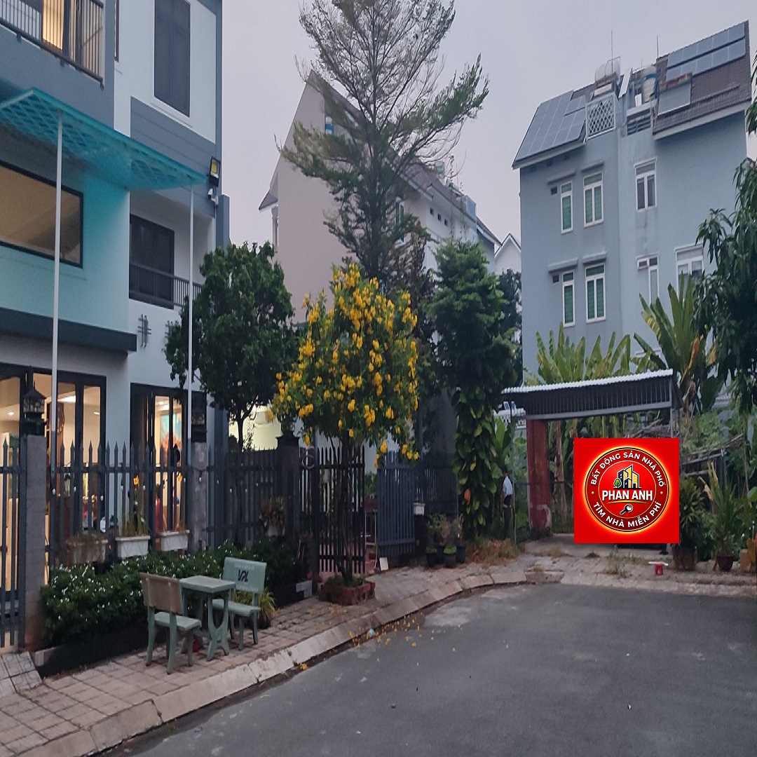 Có lô đất rất nhiều tâm huyết, nhưng vì đổi kế hoạch nên vẫn phải bán. Đường gần 16m. 160m². Chỉ...