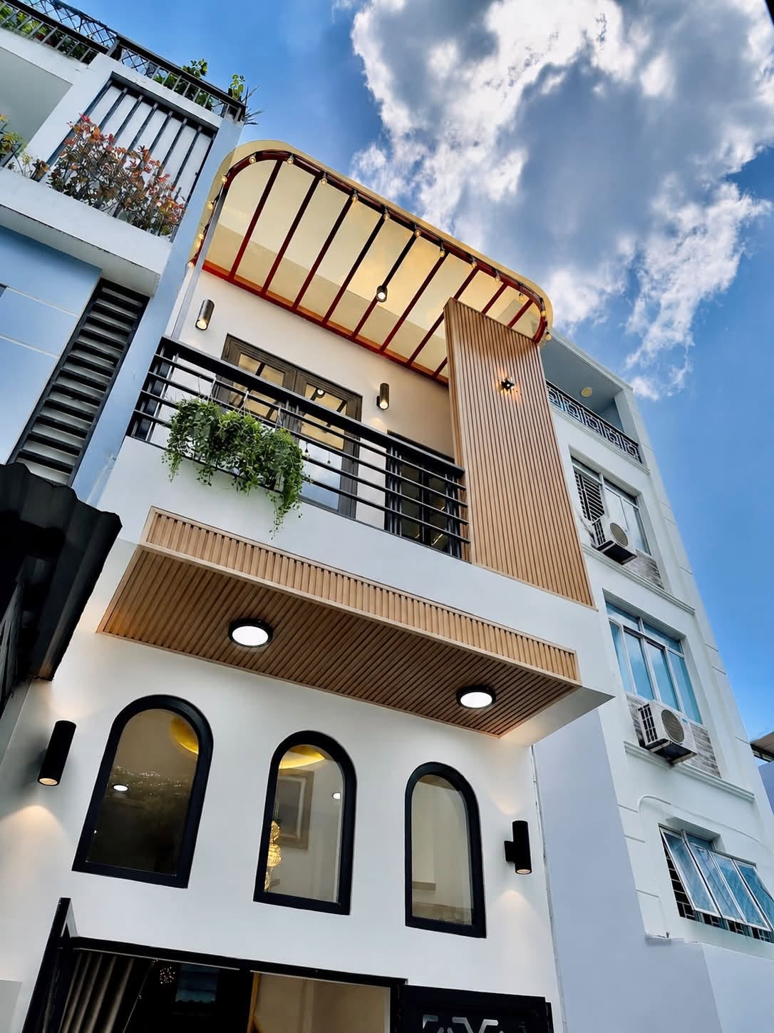 Hiếm! Nhà Quang Trung - Gò Vấp chỉ 3,x Tỷ – Sổ Hồng Riêng – Ở Ngay