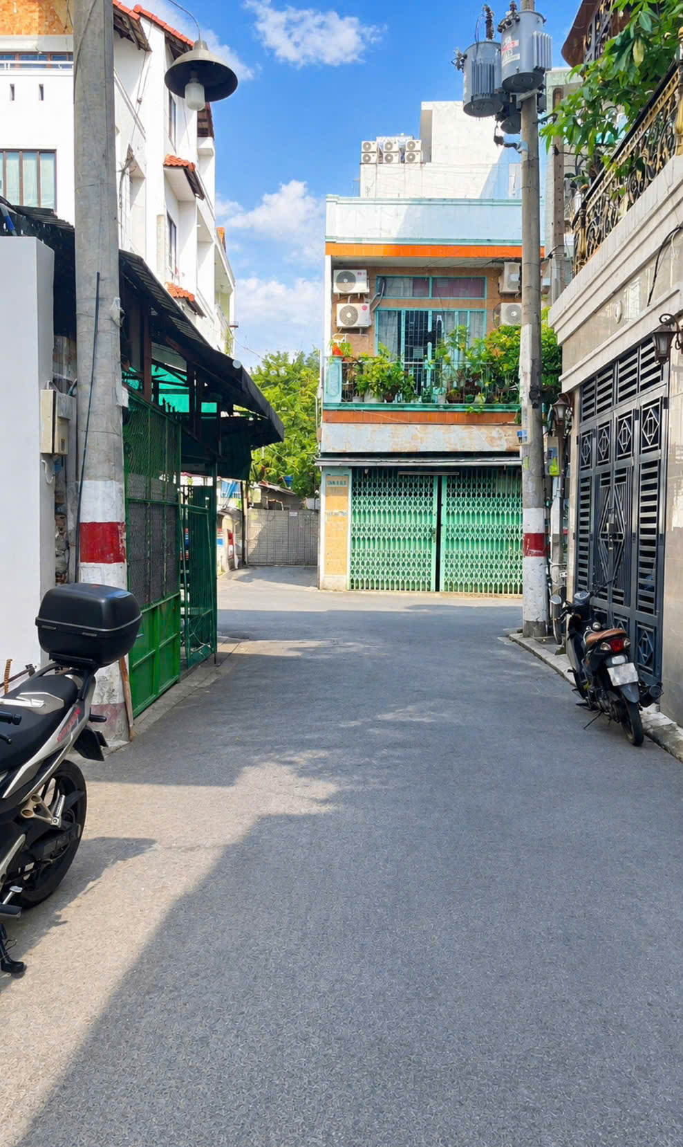 NHÀ BÁN NGAY TRƯỜNG CHINH SÁT BÀU CÁT - HXH THÔNG NGANG 4.3M NỞ HẬU - 4 TẦNG MỚI TOANH - 62M²