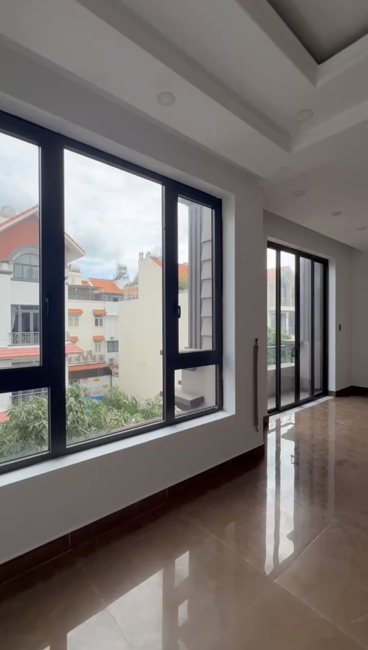 CHO THUÊ BIỆT THỰ CAO CẤP LÀM TRỤ SỞ CÔNG TY – KHU ĐÔ THỊ HIM LAM KÊNH TẺ-4