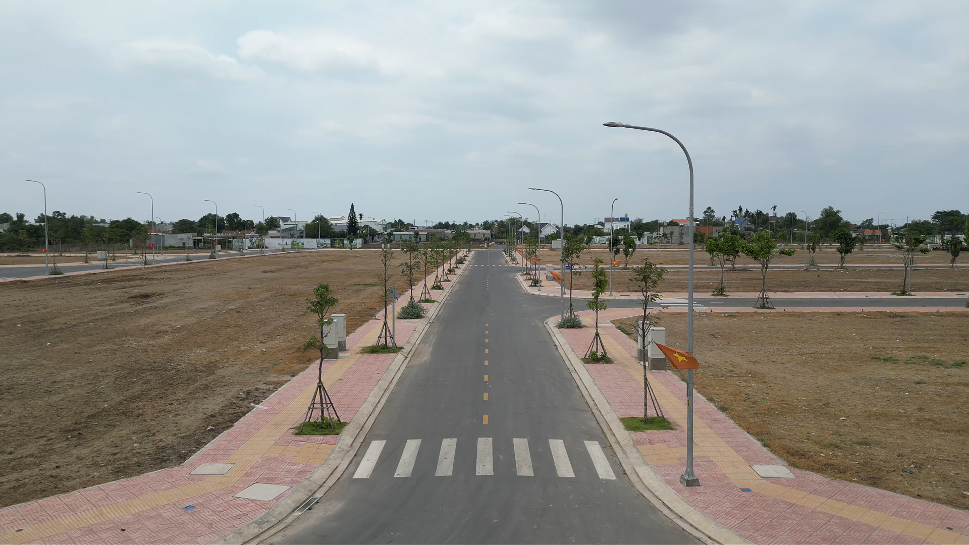 Đất nền full thổ cư, pháp lý sạch, vị trí đẹp và chỉ ~30 phút đến sân bay Tân Sơn Nhât