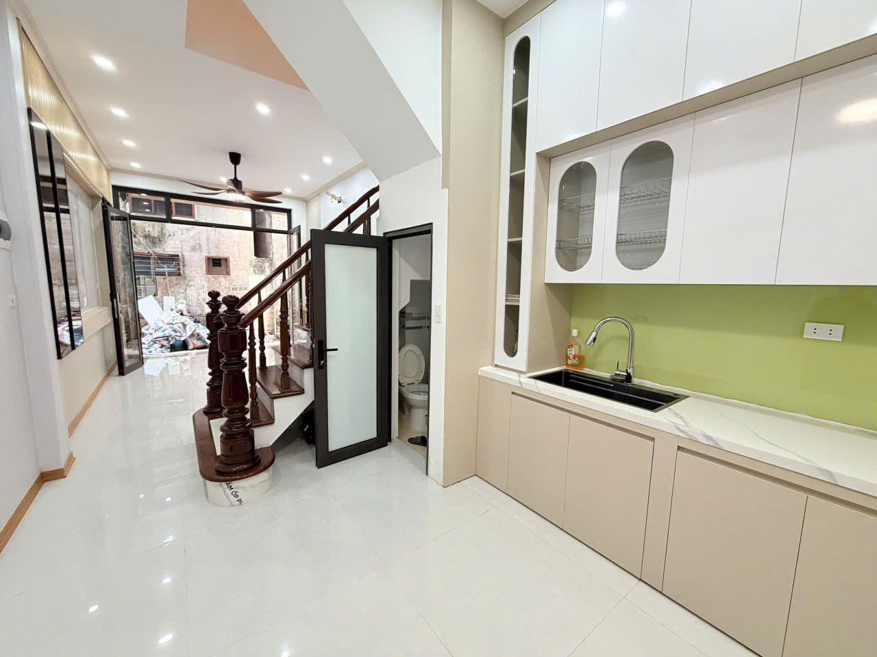 Nhà mới 5 tầng Ngõ 112 Ngọc Khánh – Lô góc 2 mặt thoáng - 35m2 -Chỉ 9 tỷ 950 triệu