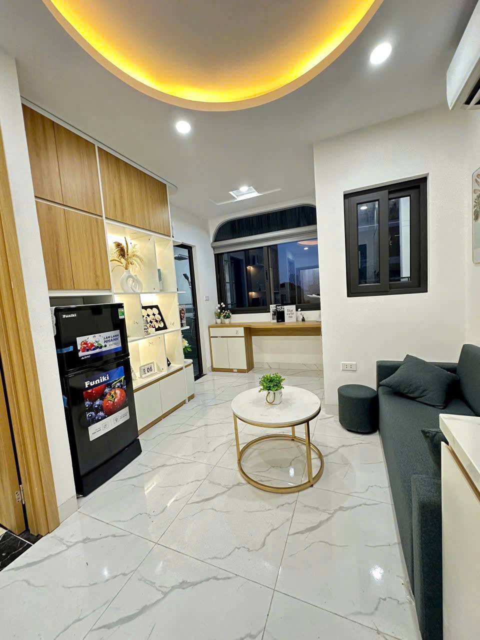 MỸ ĐÌNH - CHDV 9 PHÒNG FULL ĐỒ- 40M2X5T - DÒNG TIỀN 40TR/THÁNG- Ô TÔ GẦN -TẦM TIỀN HIẾM