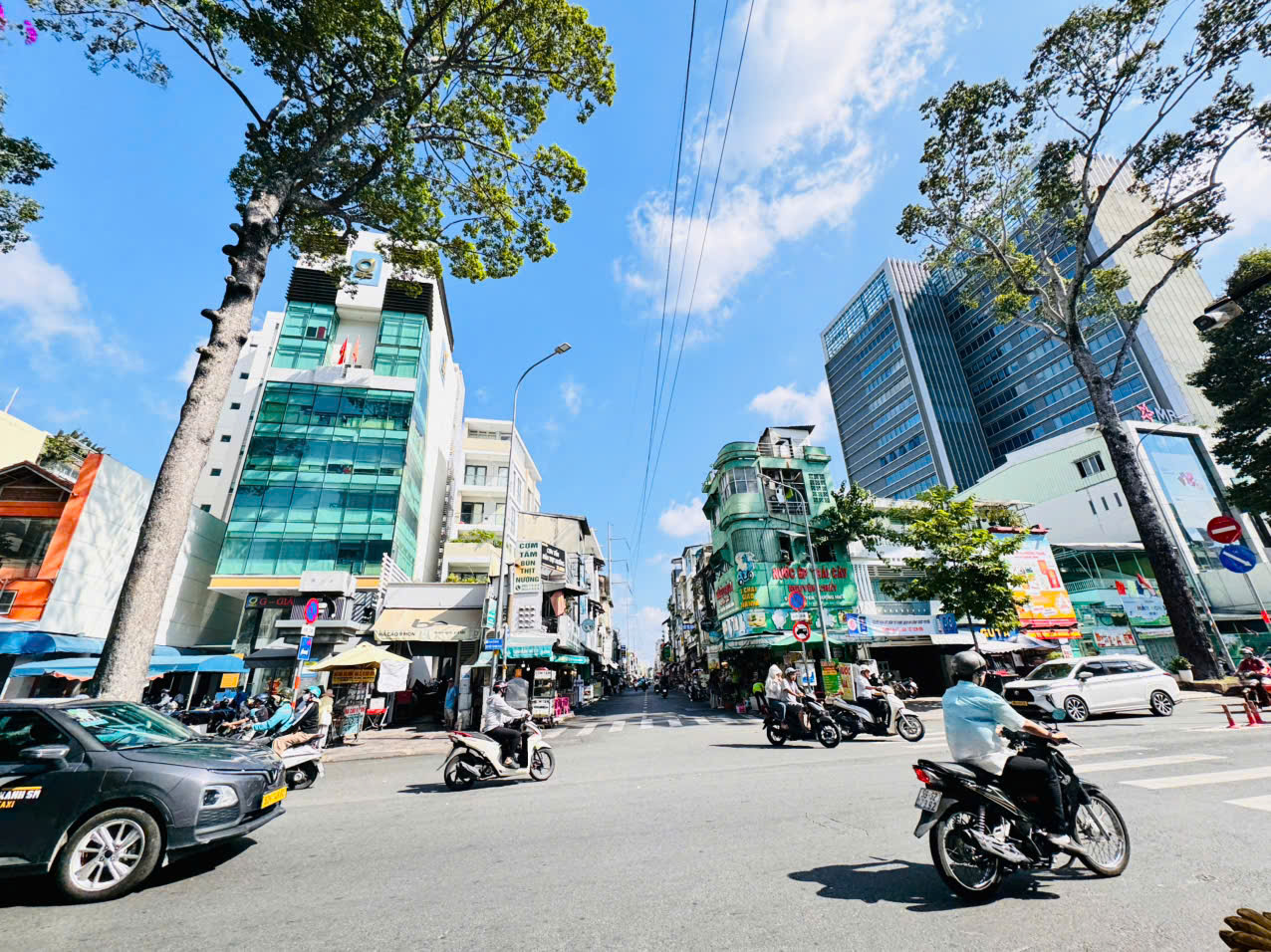 QUẬN 3: CHÍNH CHỦ 0938676685 BÁN NHÀ 6 TẦNG MẶT TIỀN NGUYỄN THỊ MINH KHAI, P.BÀN CỜ- DT 268M2- SÂN ĐỂ XE SIÊU RỘNG- TƯƠNG LAI NHÀ 2 MẶT TIỀN LỚN ĐẸP
