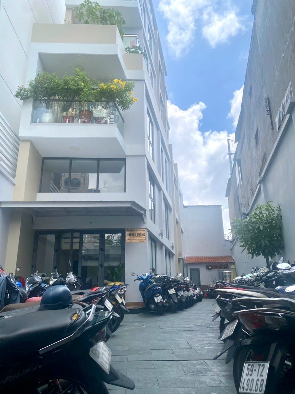 QUẬN 3: CHÍNH CHỦ 0938676685 BÁN NHÀ 6 TẦNG MẶT TIỀN NGUYỄN THỊ MINH KHAI, P.BÀN CỜ- DT 268M2- SÂN ĐỂ XE SIÊU RỘNG- TƯƠNG LAI NHÀ 2 MẶT TIỀN LỚN ĐẸP