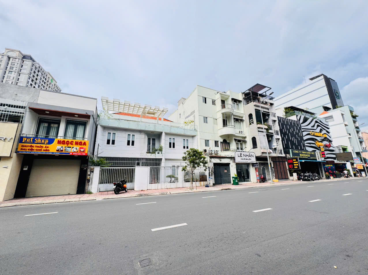 QUẬN PHÚ NHUẬN: CHÍNH CHỦ 0938676685 BÁN NHÀ 3 TẦNG MẶT TIỀN ĐÀO DUY ANH, P.ĐỨC NHUẬN - DT LỚN HIẾM 12,4M*15,5M VUÔNG VỨC- CHÀO 50T- PHÙ HỢP XÂY BUILDING TÒA NHÀ VP