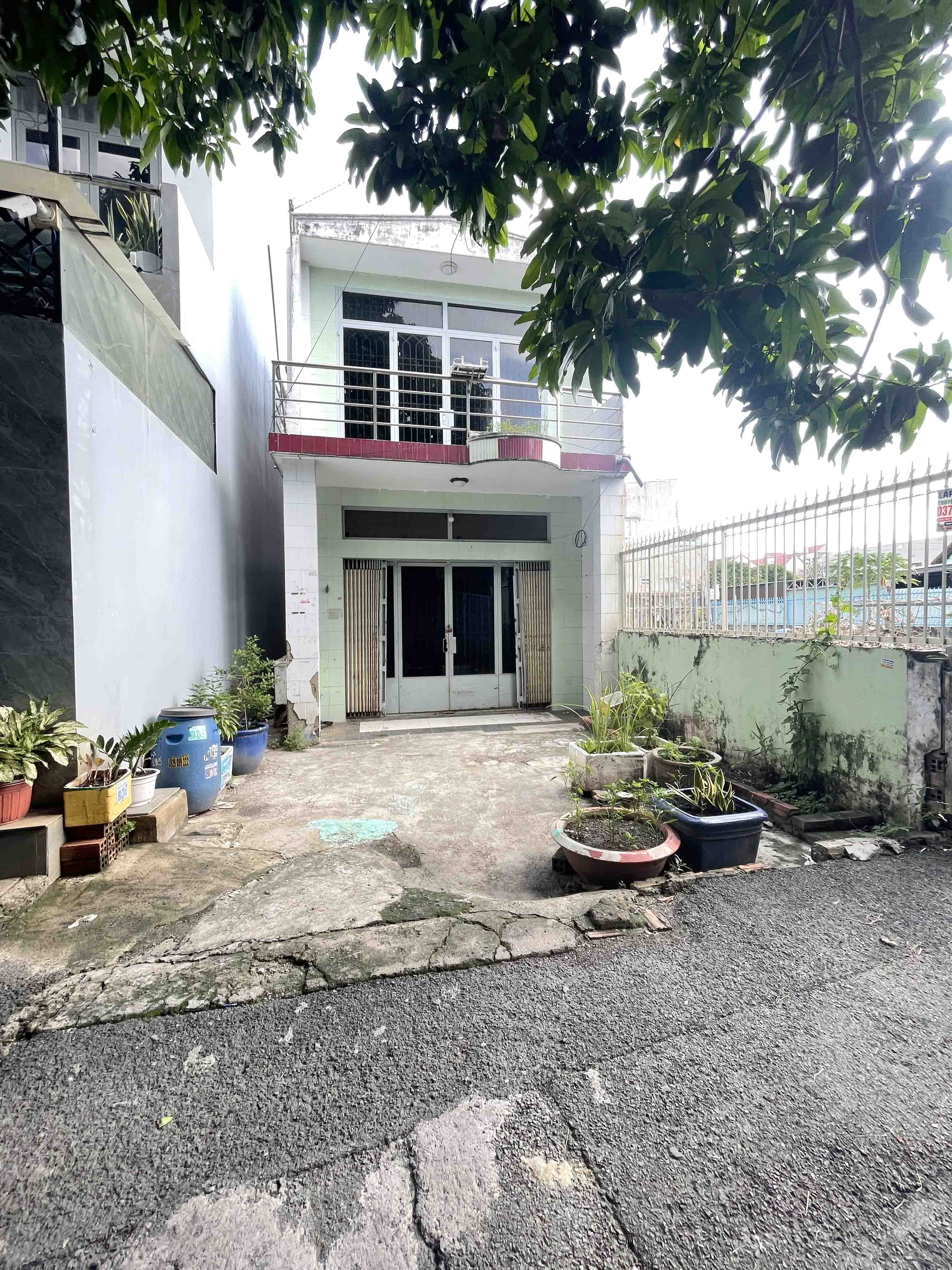 Bán Nhà Linh Xuân Thủ Đức, 100m², Hẻm Xe Hơi Thông, Gần Quốc Lộ 1K, Chỉ 4.55 Tỷ