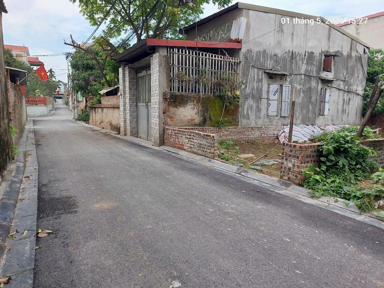 CẦN THANH KHOẢN GẤP.
Xe tải quay đầu tại đất, 59m2, mt5m, 5.75 tỷ, Tiên Dương, Đông Anh.