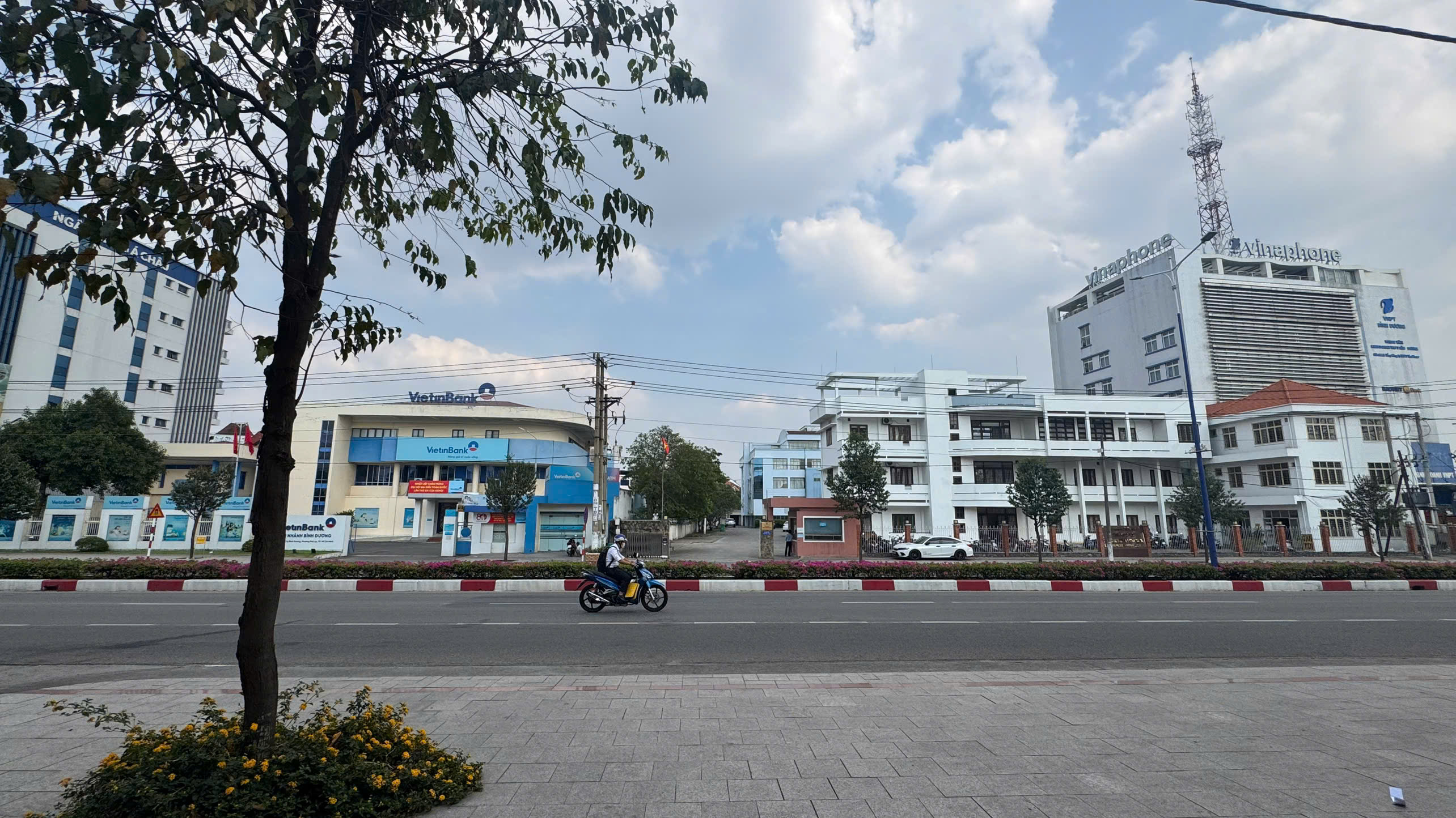BÁN NHÀ MẶT TIỀN ĐẠI LỘ BÌNH DƯƠNG – VỊ TRÍ VÀNG KINH DOANH – CHÍNH CHỦ