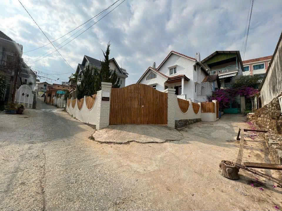 BÁN VILLA PHONG CÁCH PHÁP CỔ ĐIỂN – TRUNG TÂM ĐÀ LẠT – DÒNG TIỀN 30 TRIỆU/THÁNG-4