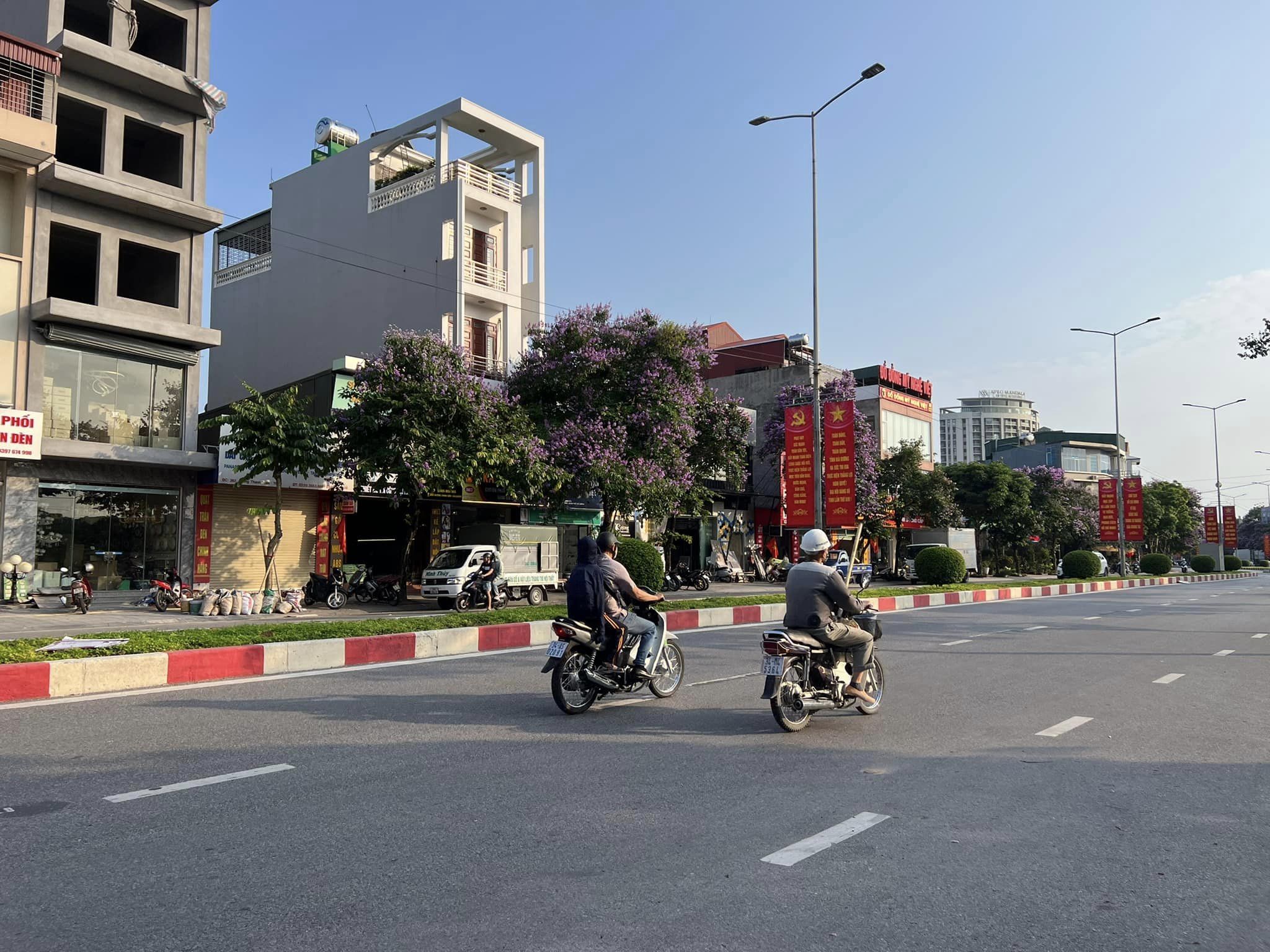 Bán đất mặt đường Thanh Niên, ph Hải Tân, TP HD, 80.1m2, mt 4.5m, kinh doanh sầm uất