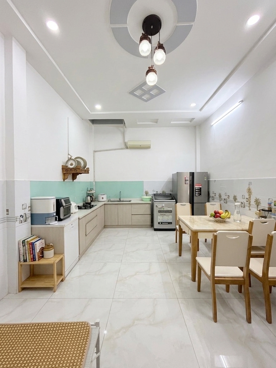 [DD085] Nhà đẹp 4 tầng sát Sân golf Tân Sơn Nhất - Giá 10.x tỷ