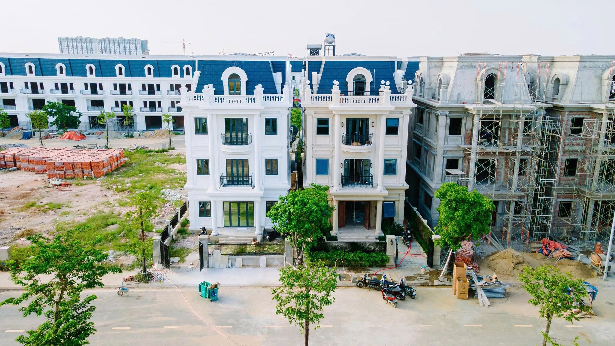 BIỆT THỰ NGHĨ DƯỠNG ĐƠN LẬP CÓ SÂN VƯỜN DỰ ÁN PHÚ XUÂN CITY, CỐT NỀN CAO KHÔNG NGẬP LỤT