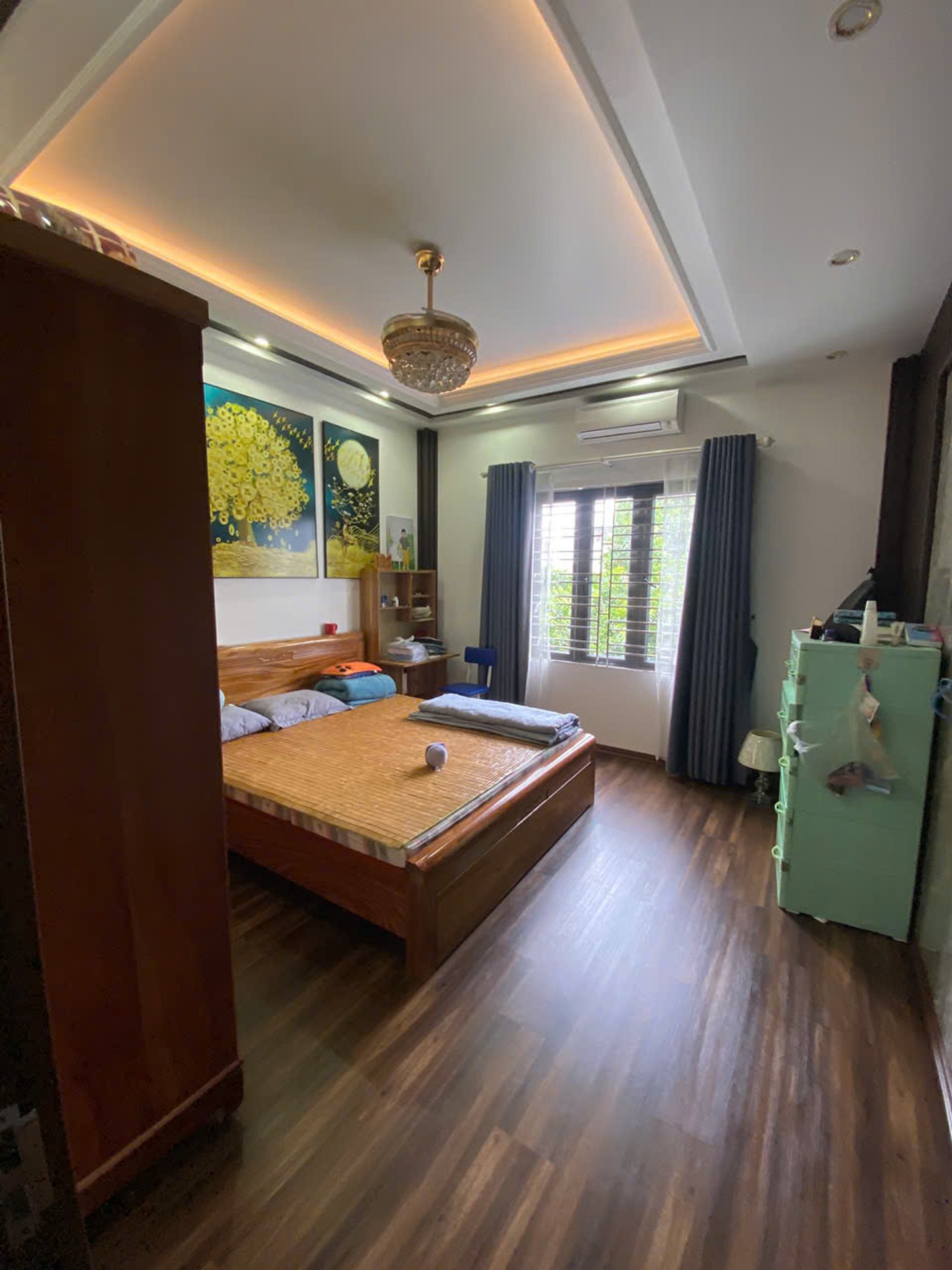 Bán nhà 4 tầng Nguyễn Văn Linh - Có sân vườn tiểu cảnh
