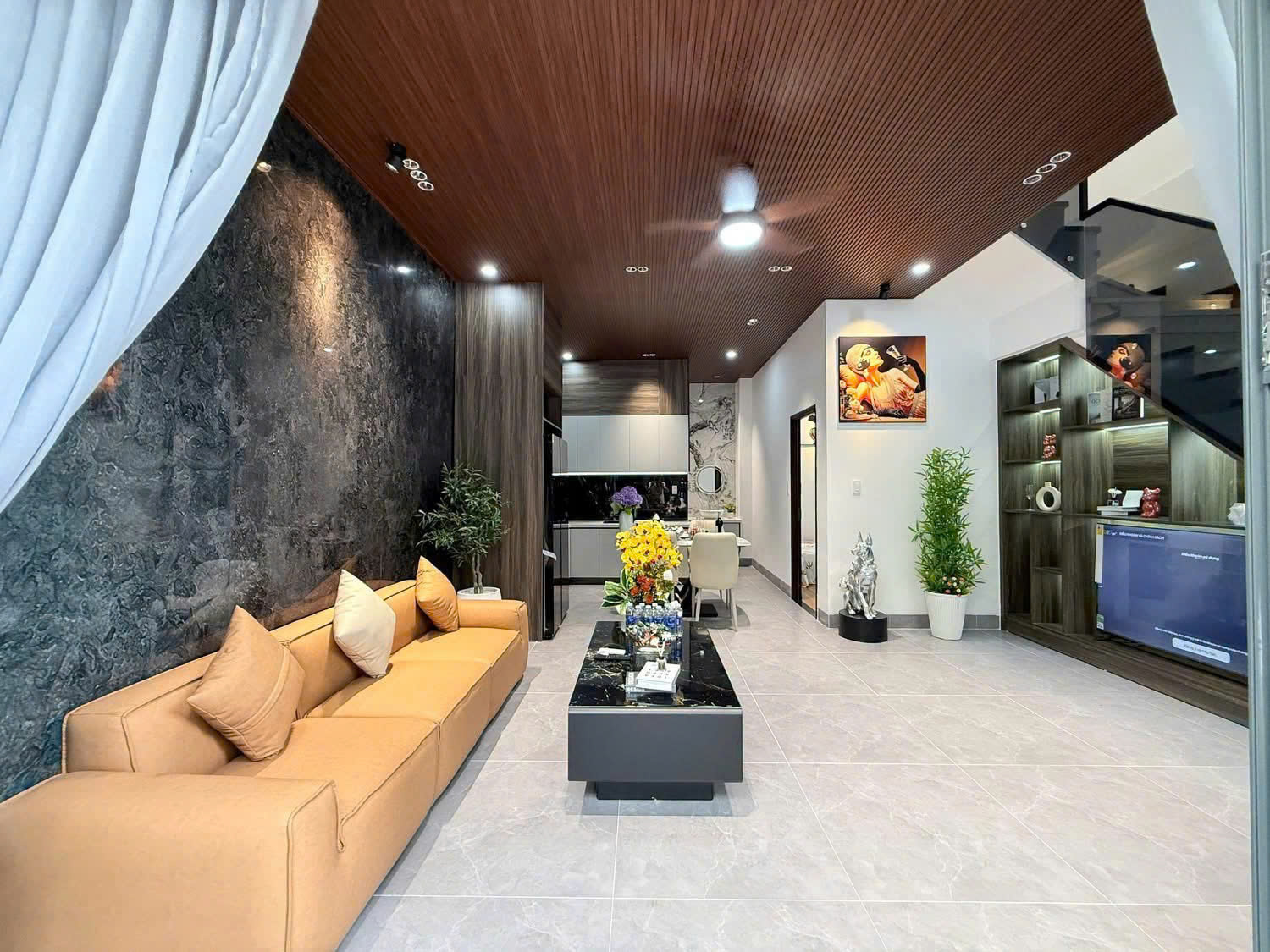 CHÍNH CHỦ CẦN BÁN GẤP NHÀ 3 TẦNG TRẦN CAO VÂN_LIÊN HỆ NGỌC HỖ TRỢ : 0905 872 352