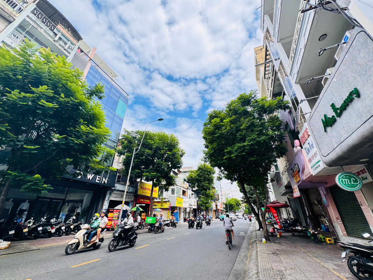 QUẬN 3: CHÍNH CHỦ MỘT ĐỜI XƯA 0938676685 BÁN NHÀ C4 MẶT TIỀN LÊ VĂN SỸ, P.NHIÊU LỘC- DT 4M*20 VUÔNG VỨC- GIÁ TỐT