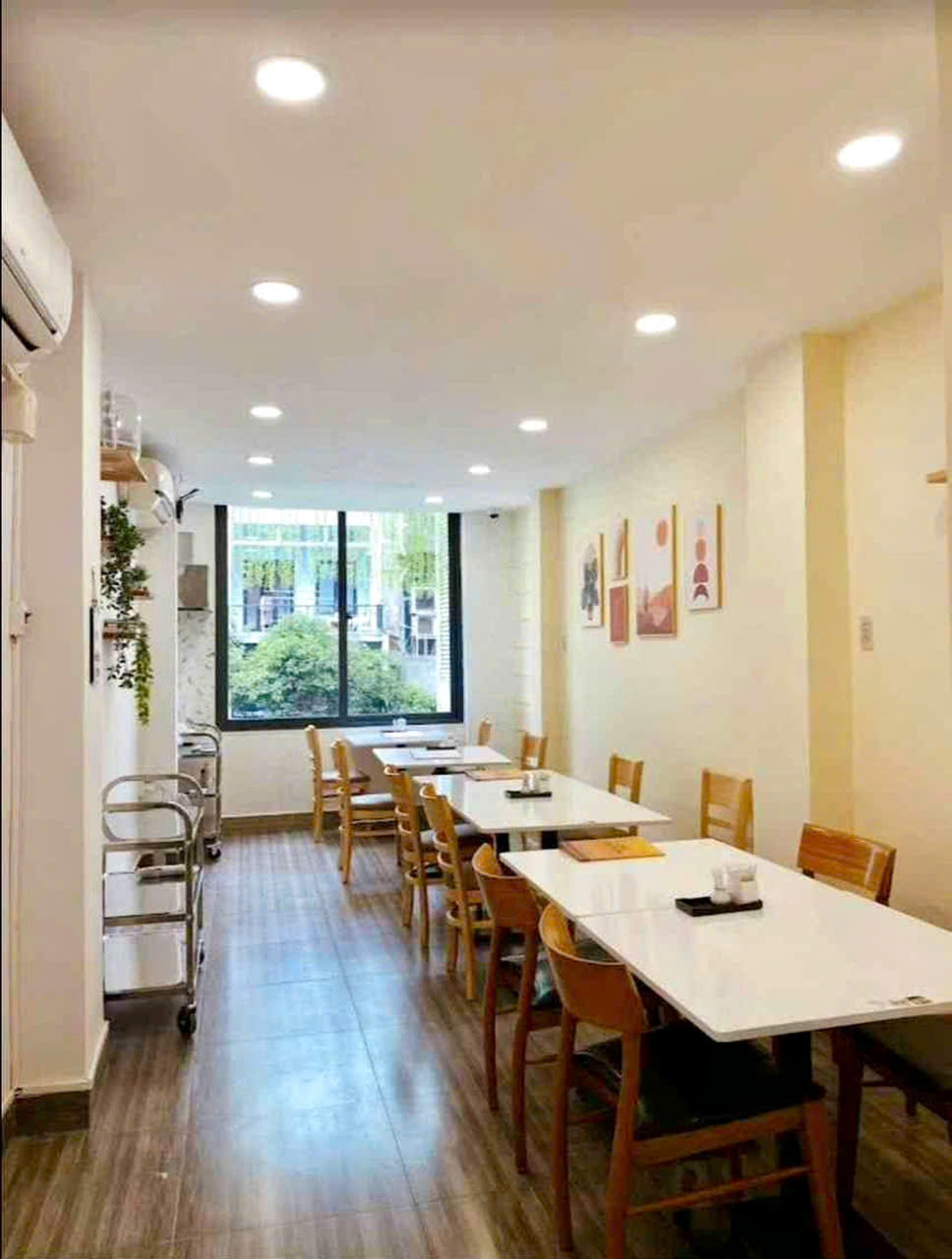 QUẬN 1: CHÍNH CHỦ 0938676685 BÁN NHÀ 4 TẦNG MẶT TIỀN LÊ THỊ RIÊNG, P.BẾN THÀNH- ĐANG SẴN DÒNG TIỀN ĐỀU CHO NHÀ HÀNG HÀN KD- DT 47M2 SH VUÔNG ĐẸP-3