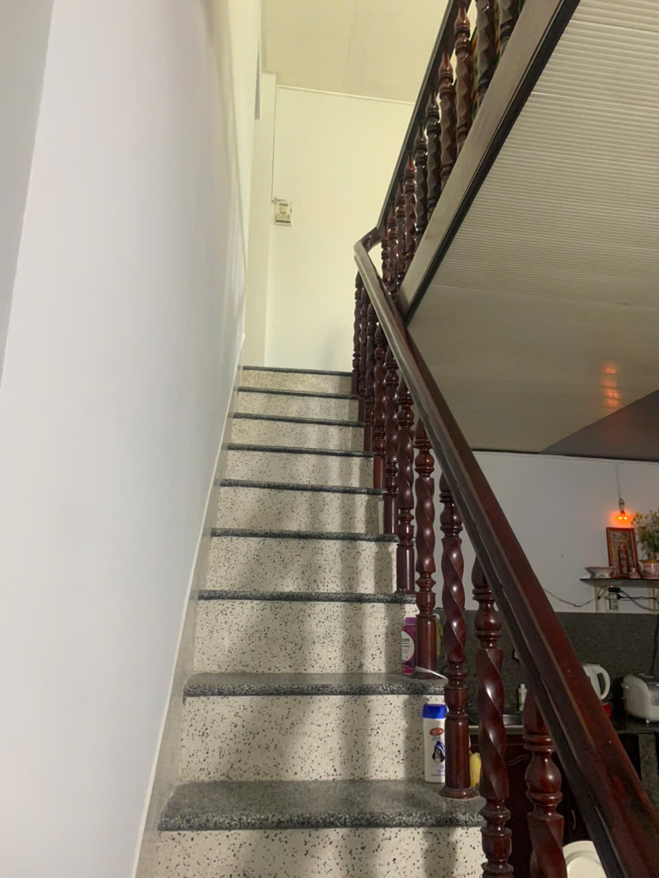 CẦN BÁN NHÀ 1 TRỆT 1 LỬNG, TẠI HẺM LƯƠNG ĐÌNH CỦA, NGỌC HIỆP, TP NHA TRANG. 