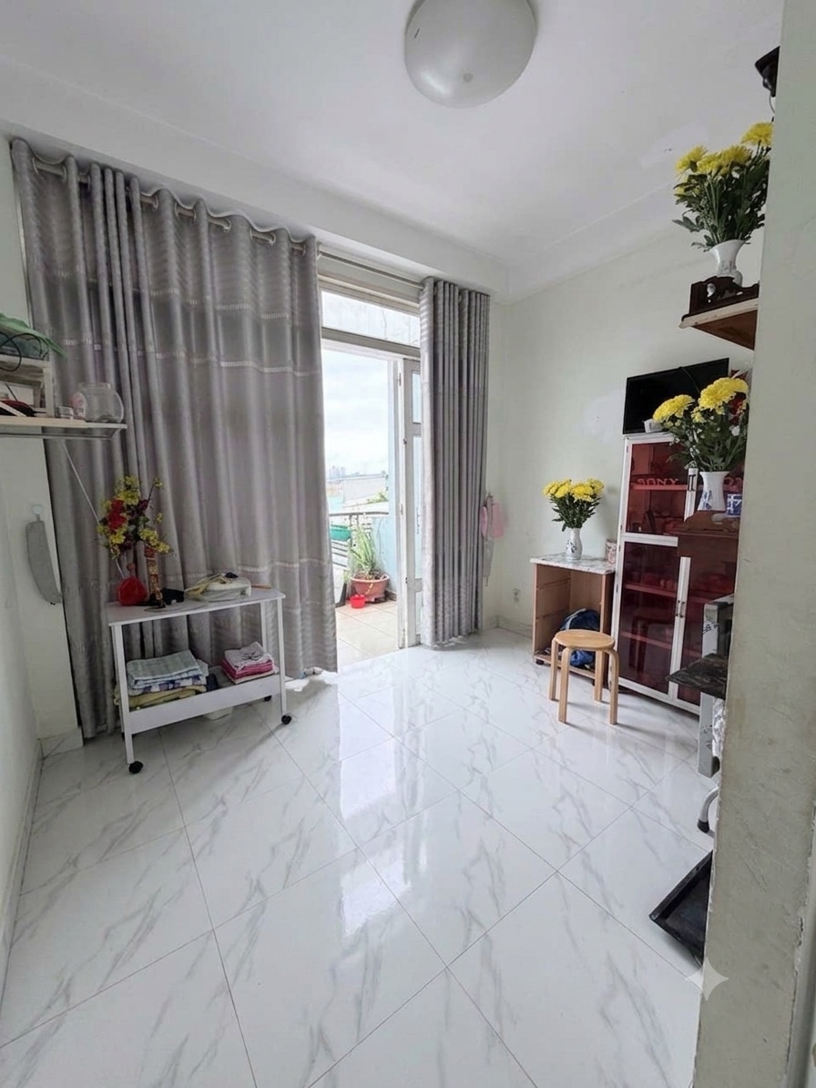 BÁN NHÀ 4 TẦNG GẦN MẶT TIỀN PHẠM THẾ HIỂN- P.4 Q.8 - 50M2- 4PN -NHỈNH 6 TỶ - LH 0784968131-4