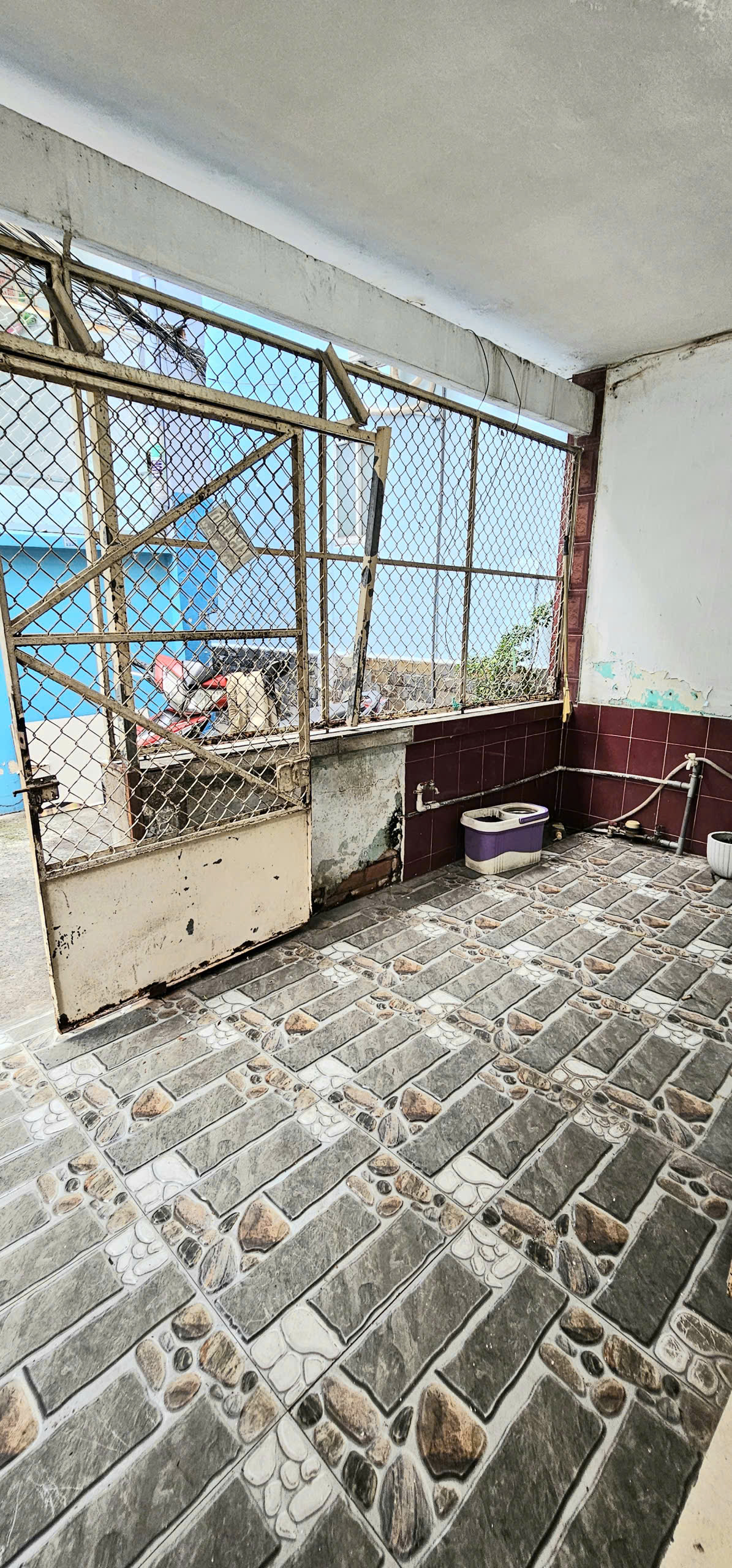 Sát mặt tiền trung tâm Q4 cạnh Q1 
Ngang 4.5 dài 10 nở Ngang 9m
Chỉ 4 tỷ