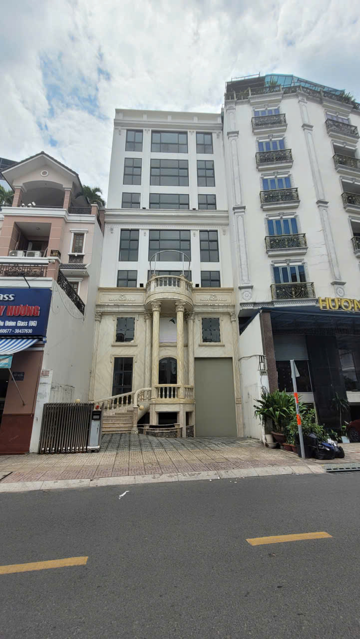 Tòa nhà MT Lê Văn Huân,Q.Tân Bình - 12,5x16m(Hầm +7T)Gía: 68 tỷ