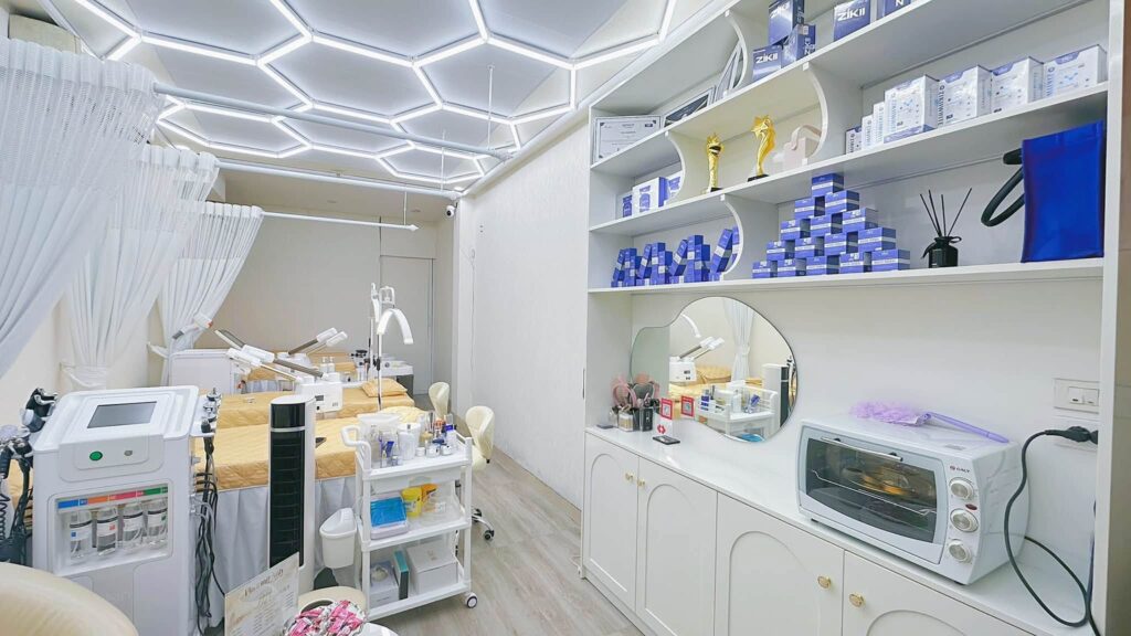 SANG NHƯỢNG CƠ SỞ SPA TẠI THANH XUÂN, HÀ NỘI