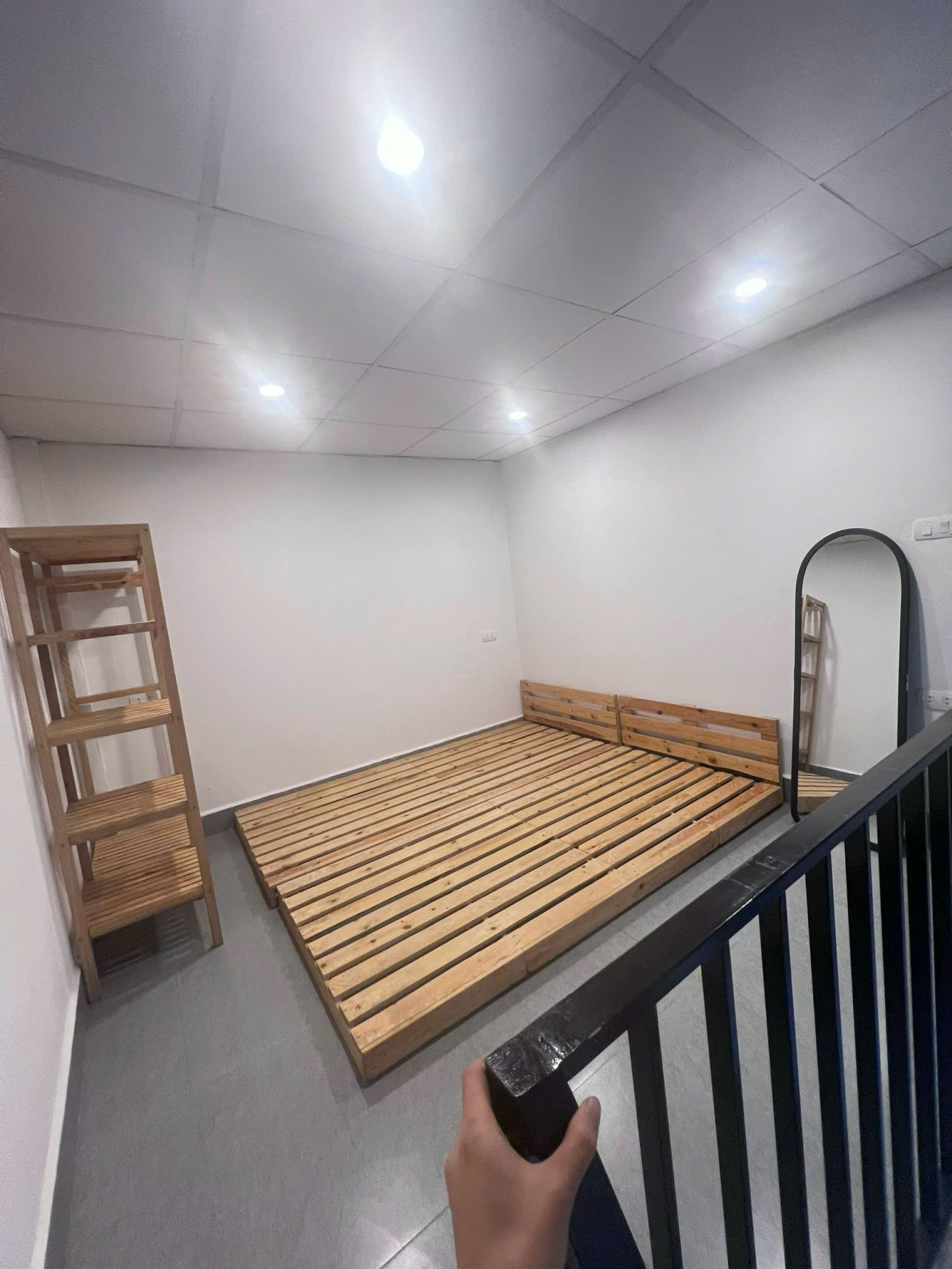 Cho thuê gấp căn hộ chung cư 1 ngủ, 1 khách phường Tứ Liên, Tây Hồ