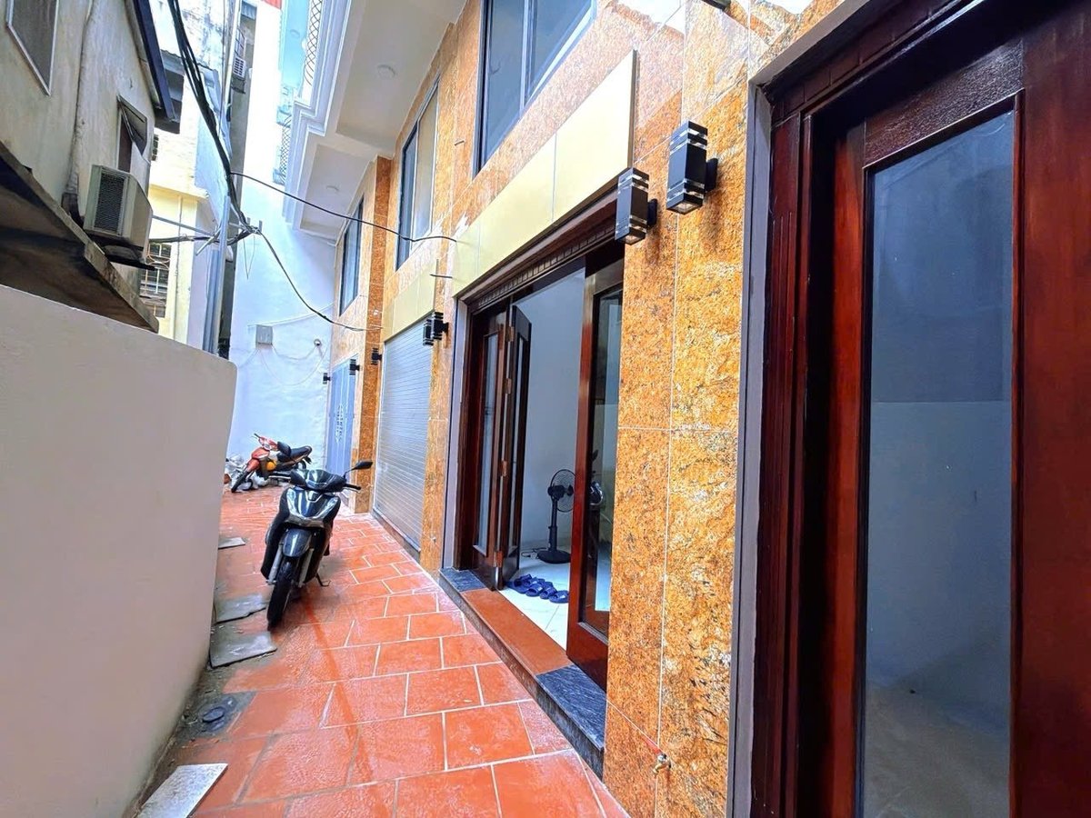 8,2 tỷ x 6 Tầng Xây Mới Phố Thái Thịnh Sổ Đỏ 31m2 Trung Tâm Đống Đa 
Gần Hồ Hoàng Cầu Vành Đai Chợ