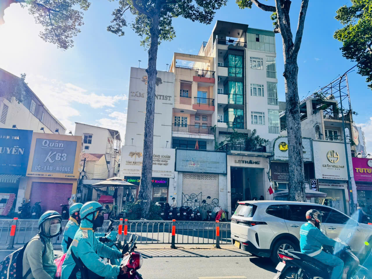 QUẬN 3: BÁN SIÊU PHẨM 7 TẦNG MẶT TIỀN NGUYỄN THỊ MINH KHAI, P.BÀN CỜ- 4M*20M- VỊ TRÍ ĐẸP NGAY GÓC CMT8- CHÍNH CHỦ 0938676685 GIÁ TỐT- KHAI THÁC KD ĐA NGÀNH NHỘN NHỊP