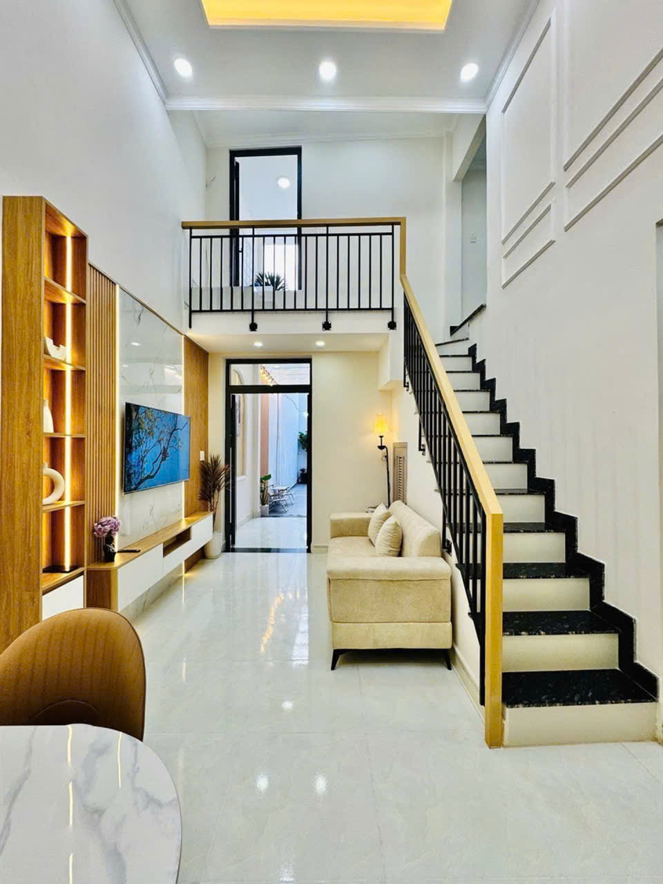 BÁN NHÀ HẺM BA GÁC ĐƯỜNG XVNT, Q.BÌNH THẠNH 123,5 M2 SHR CHỈ 5TỶ38. LH:0792022984.-4