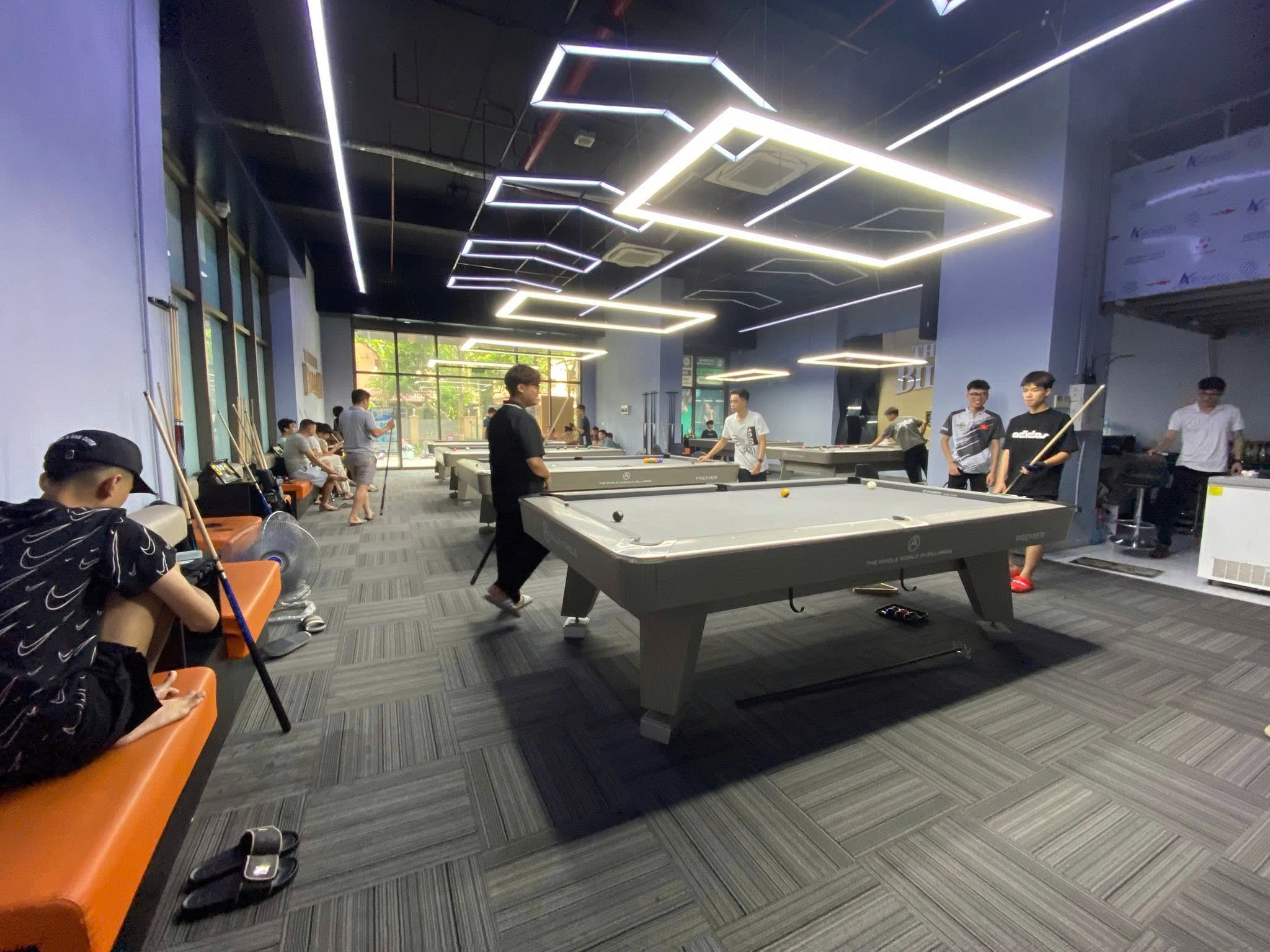 SANG NHƯỢNG TÂM HUYẾT QUÁN BILLIARDS - COFFEE TẠI THE TERRA AN HƯNG , HÀ ĐÔNG, HÀ NỘI