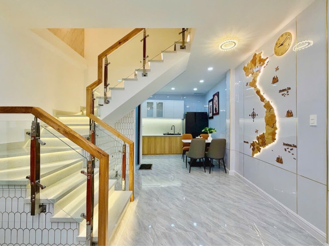 T2827 Nhà mới full nội thất cạnh Vincom Quang Trung 4.x tỷ