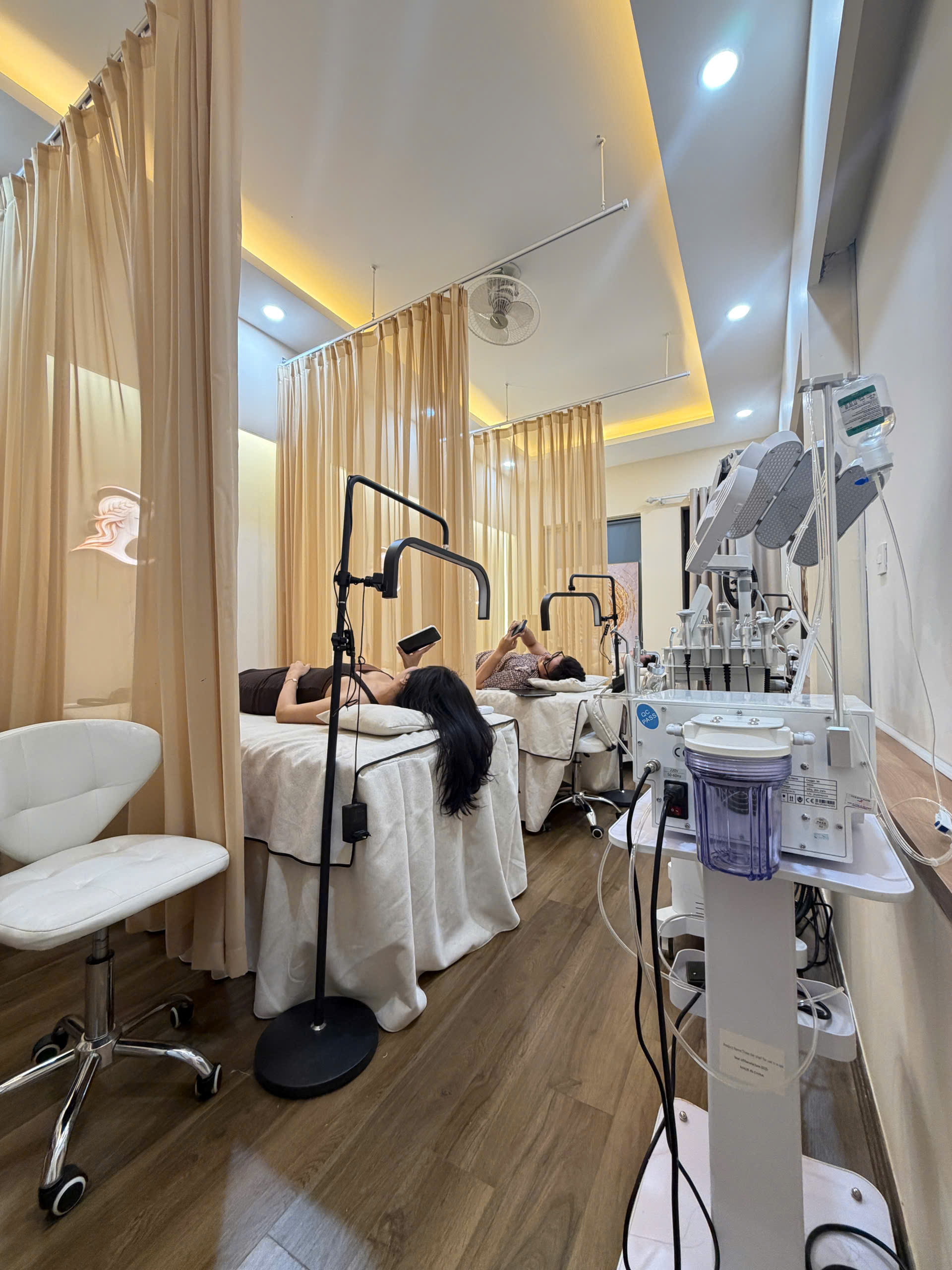 CHO THUÊ MẶT BẰNG SPA – FULL ĐỒ, CHỈ CẦN VÀO LÀM! Không cần đầu tư setup – Không mất thời gian hoàn thiện – Chỉ cần vào là kinh doanh ngay
