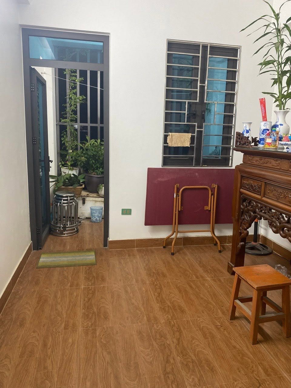 Bán nhà 4 tầng ngõ oto tránh nhau, gần trường TH Bình Minh, ph Lê Thanh Nghị, TP HD-4
