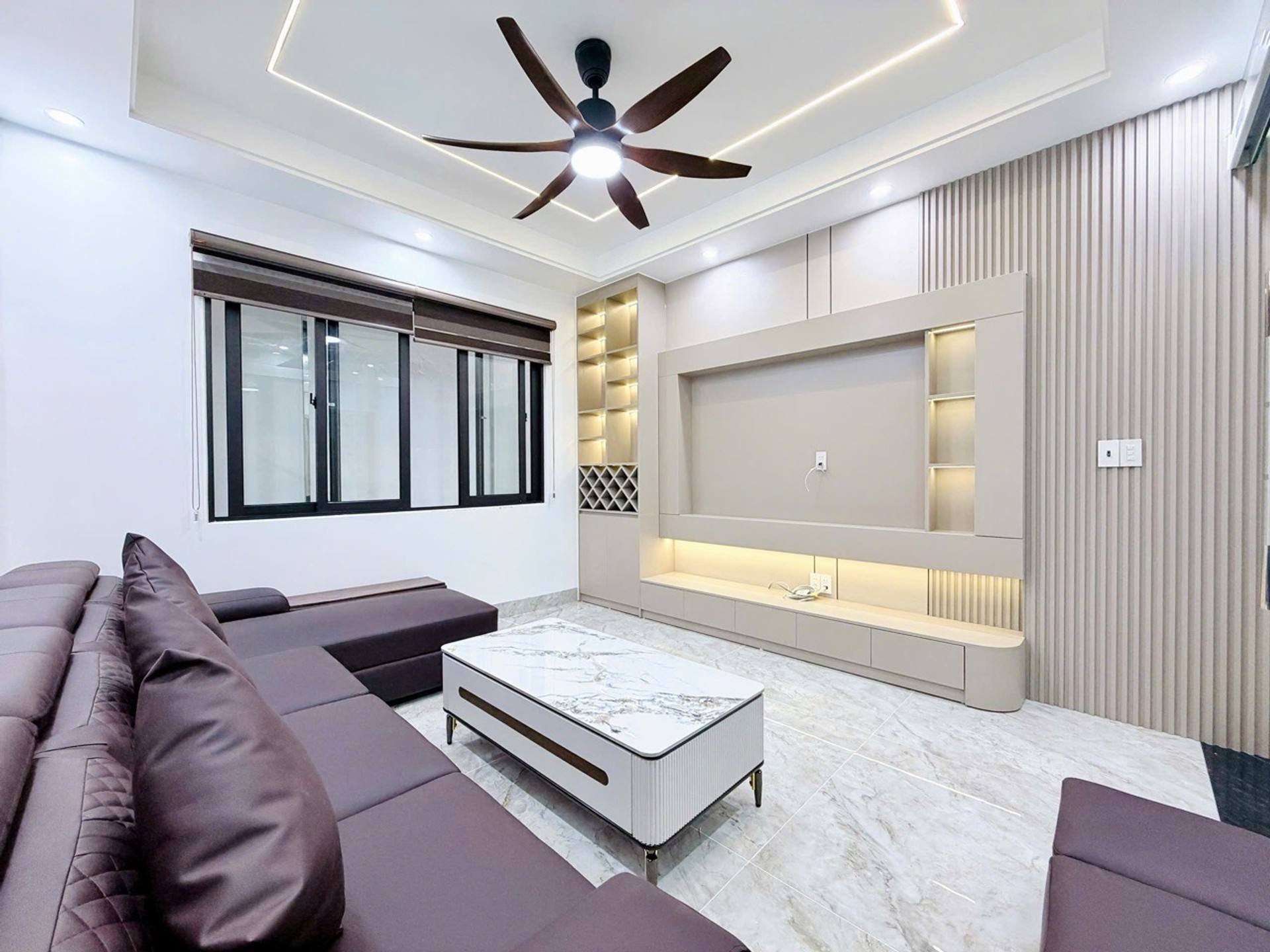 Bán nhà xây mới độc lập - Khu phân lô Thượng Lý-3