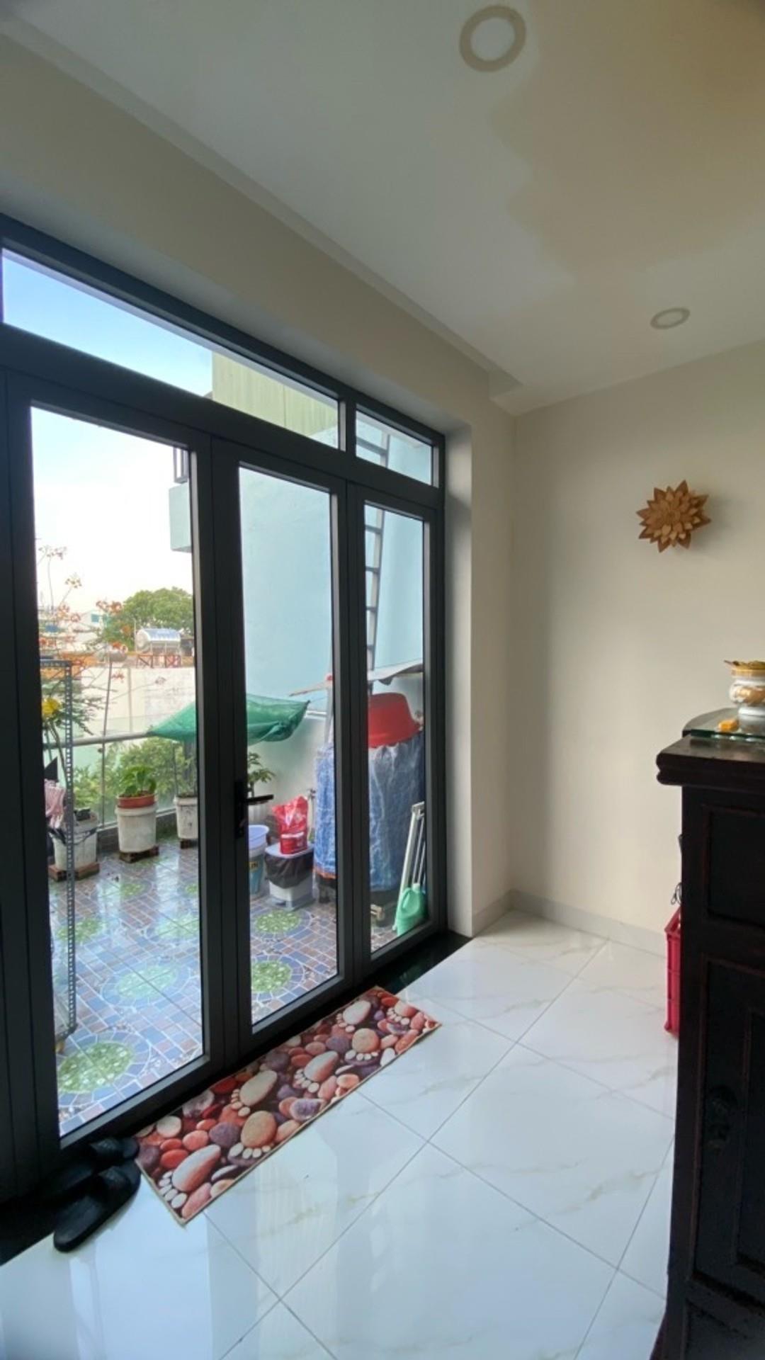 Nhà 3 tầng 54m2, 3PN, 3WC, hẻm 4m sát mặt tiền Phạm Văn Chiêu. Liên hệ ngay