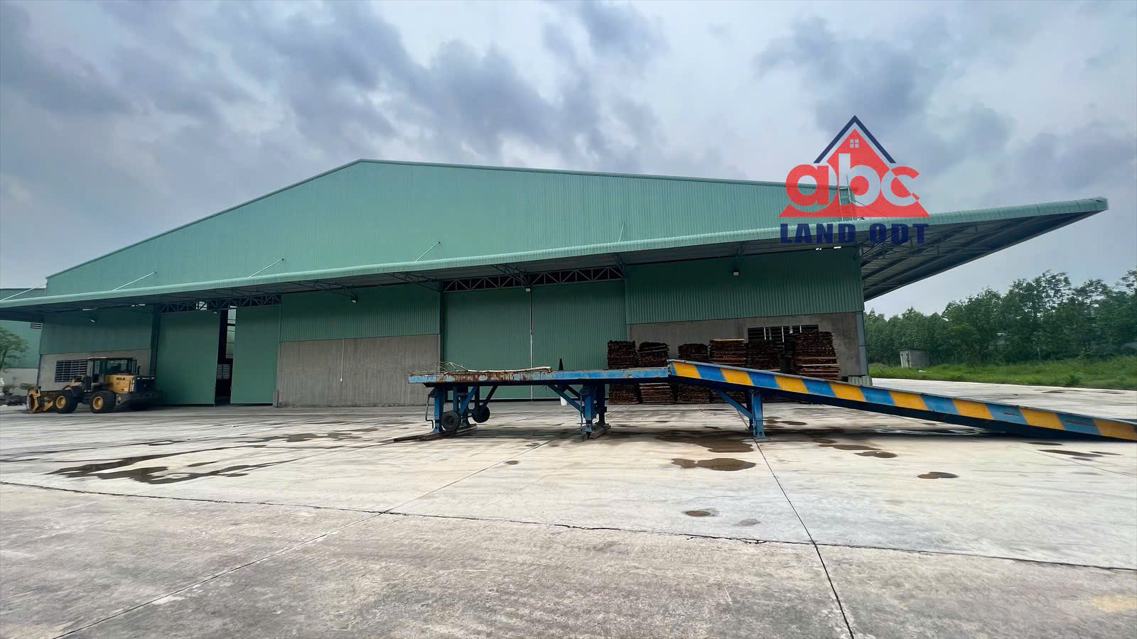 XN424 nhà xưởng sản xuất, khung thép kiên cố thích hợp SX lâu dài, xa dân cư. trống xưởng