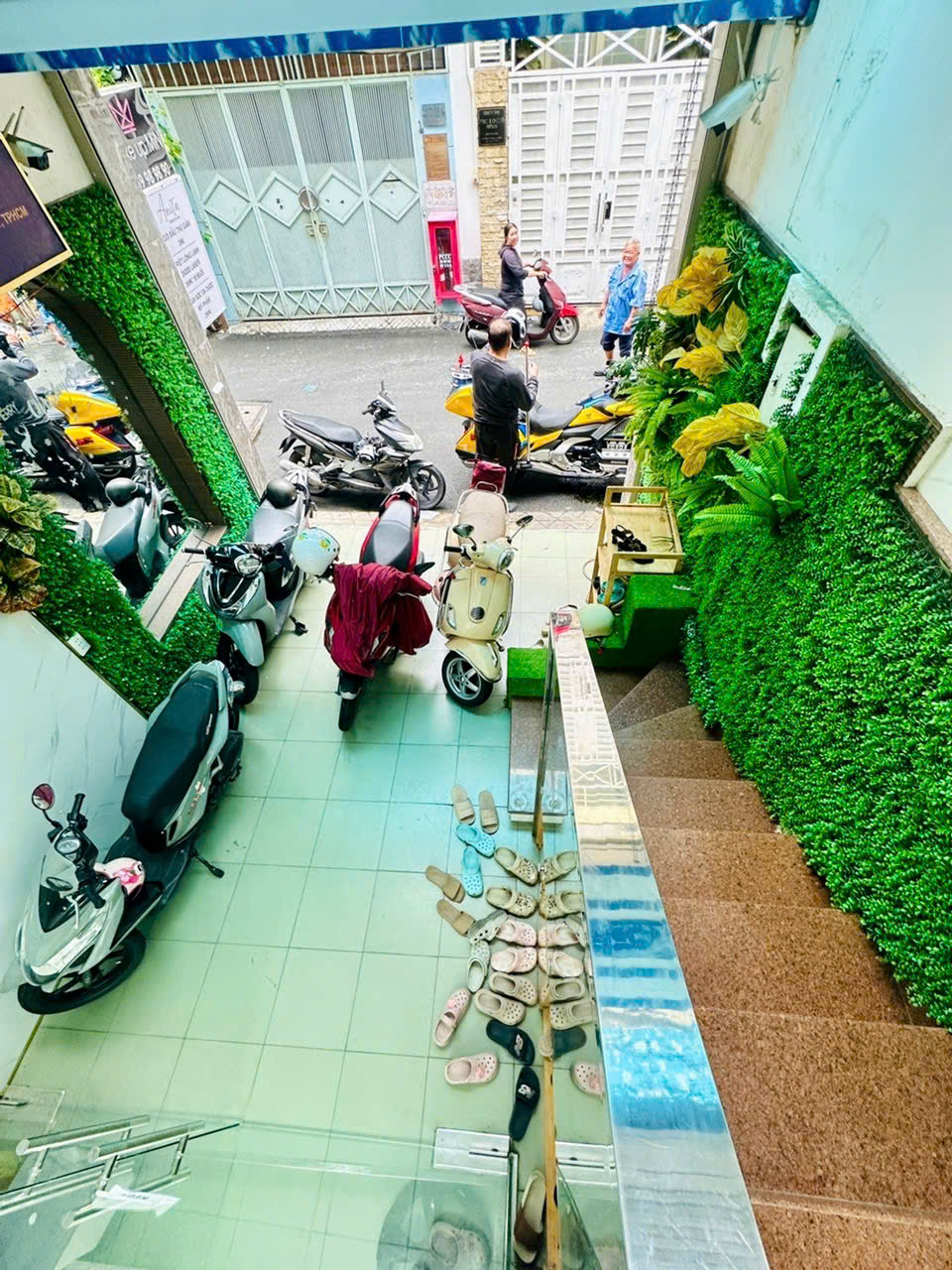 QUẬN 1: CHÍNH CHỦ 0938676685 BÁN NHÀ 4 TẦNG MẶT TIỀN TƯƠNG LAI 20M TRẦN ĐÌNH XU, P.CẦU ÔNG LÃNH- 4M*16M- SẴN DÒNG TIỀN 2.000$/TH- GIÁ TỐT
