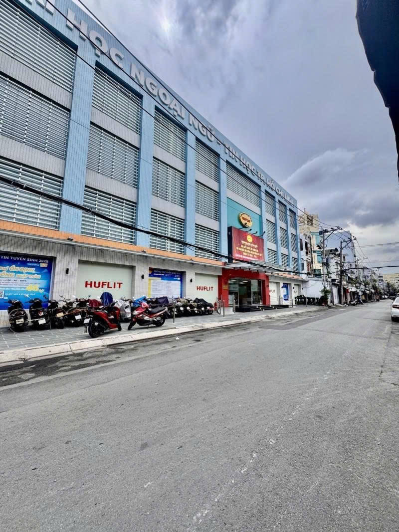 Bán nhà 2 Mặt tiền Ba Gia - gần Lý Thường Kiệt vào, 6,8x26m, 5 Tầng - HĐT 70 tr, hạ 29,9 tỷ.