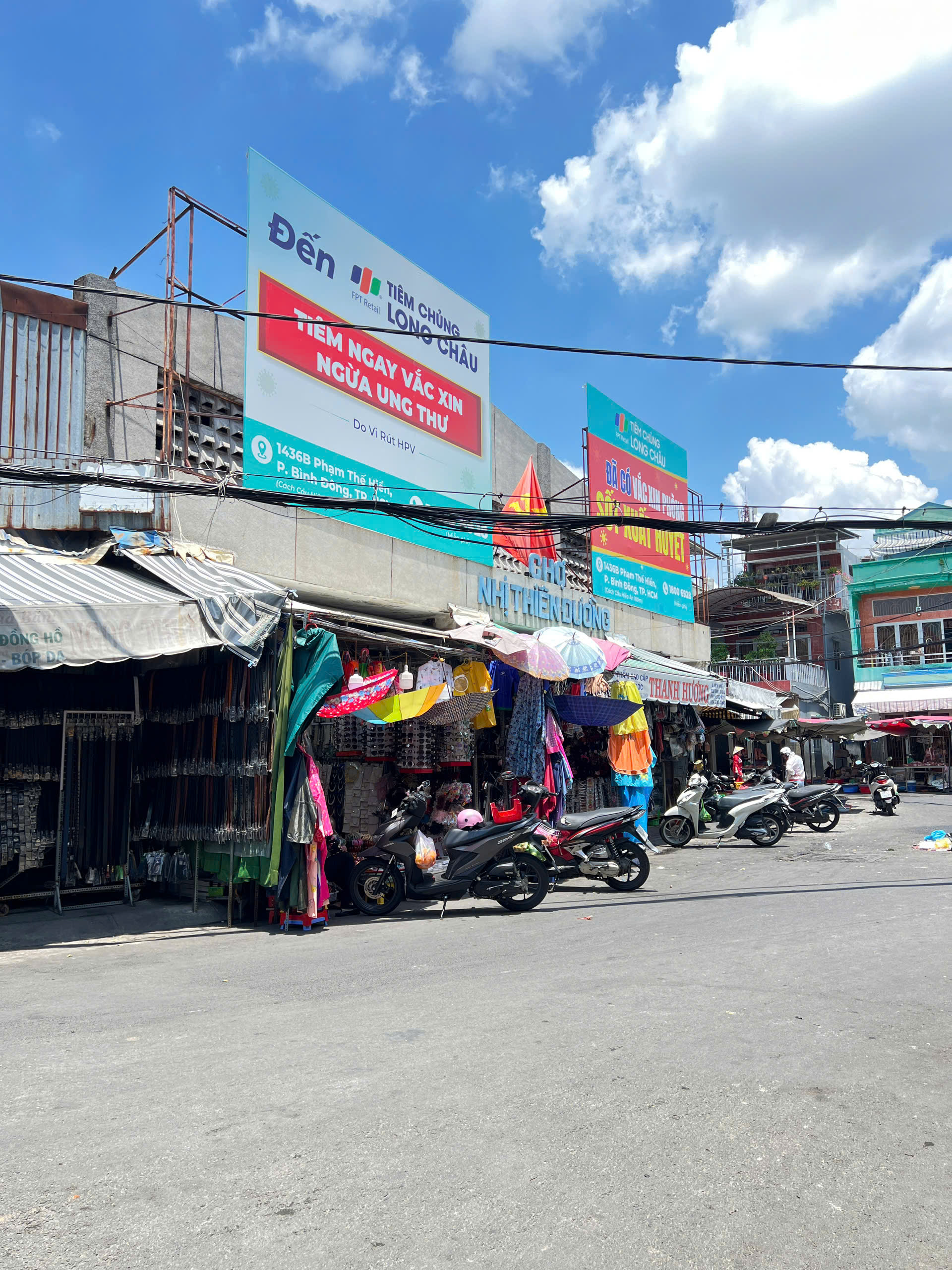 Nhà bán MT trung tâm chợ Hoàng Minh Đạo P5Q8. Giá: 10.5 tỷ