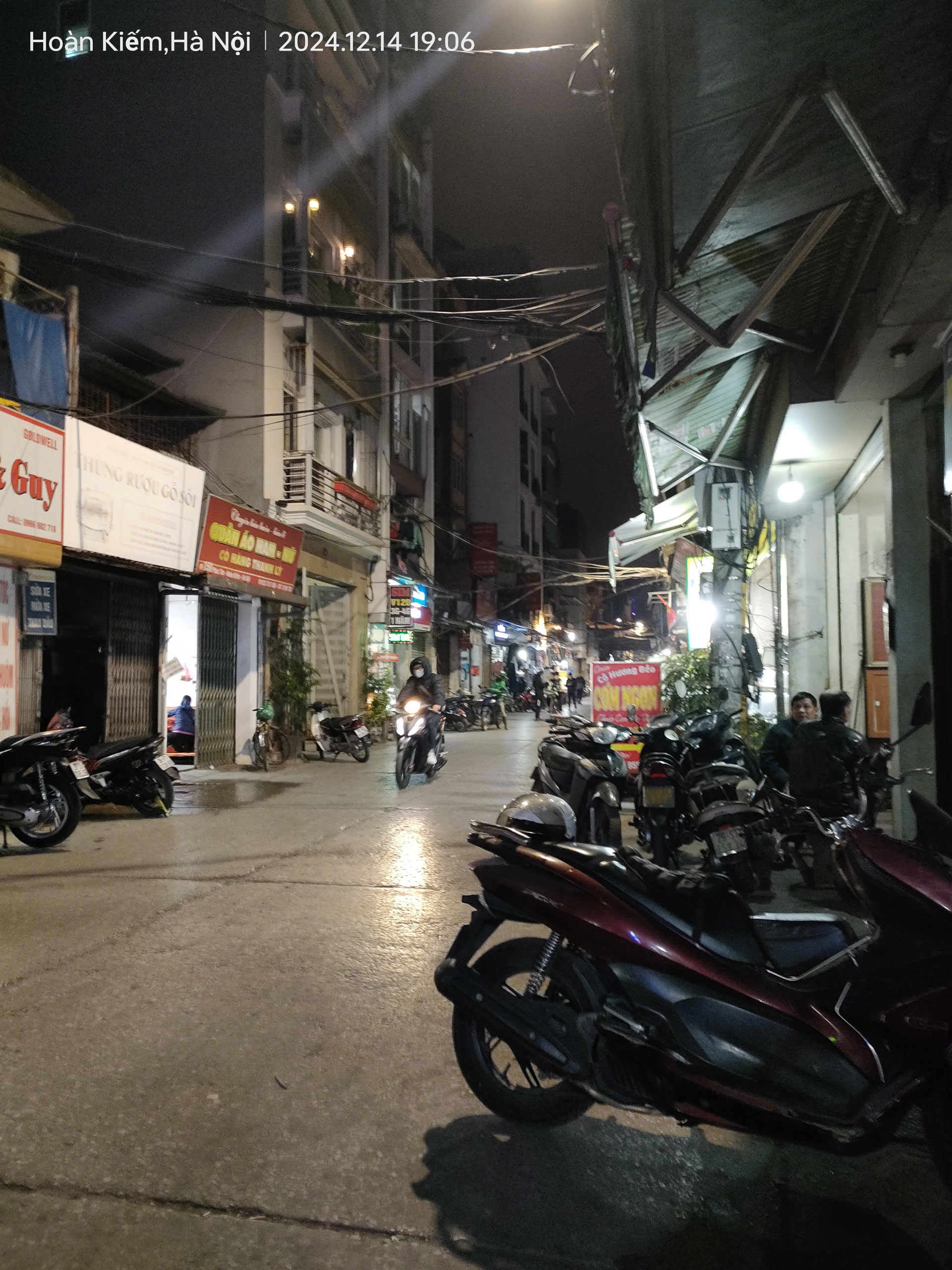Cho thuê gấp giá rẻ mặt phố Tả Thanh Oai 42m, 1.5 tầng, 7 tr/th Thanh Trì.
